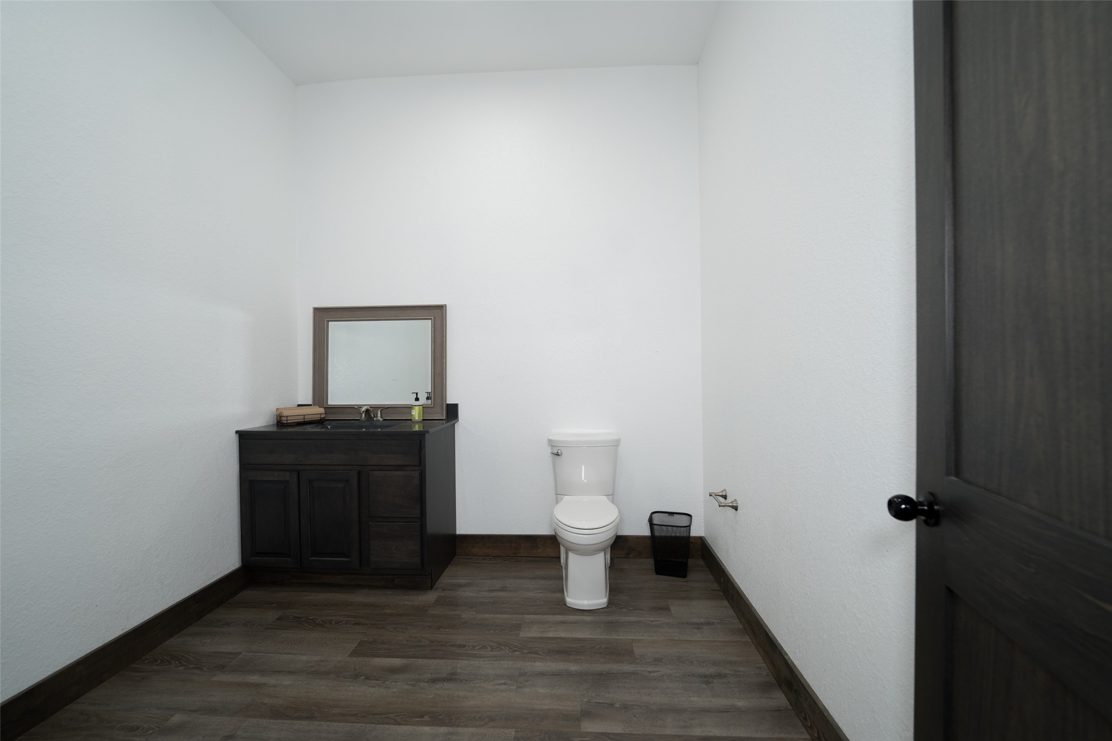 860 Gaylord Avenue Property Photo 21