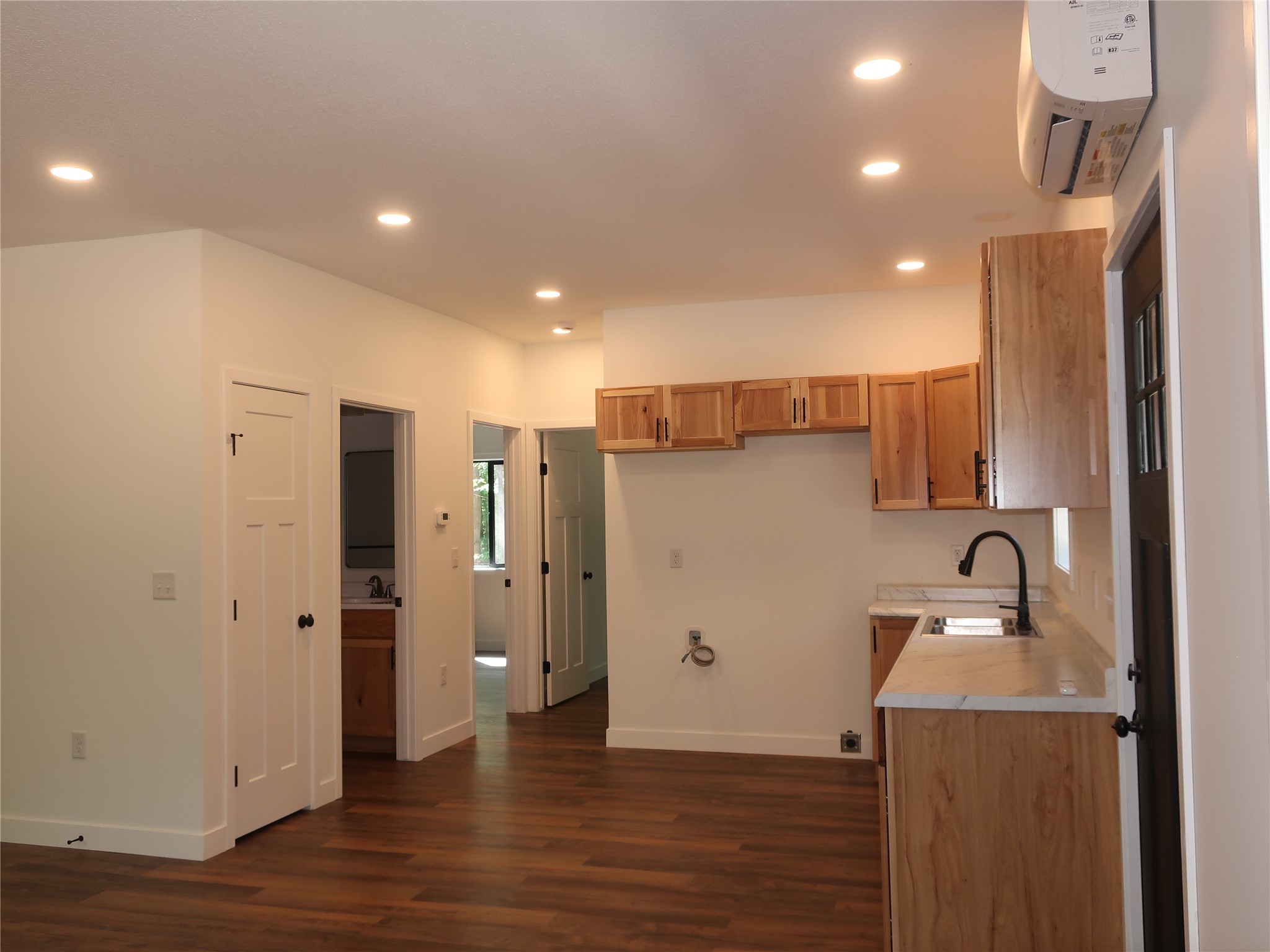 29123 Deerpath Terrace Property Photo 3