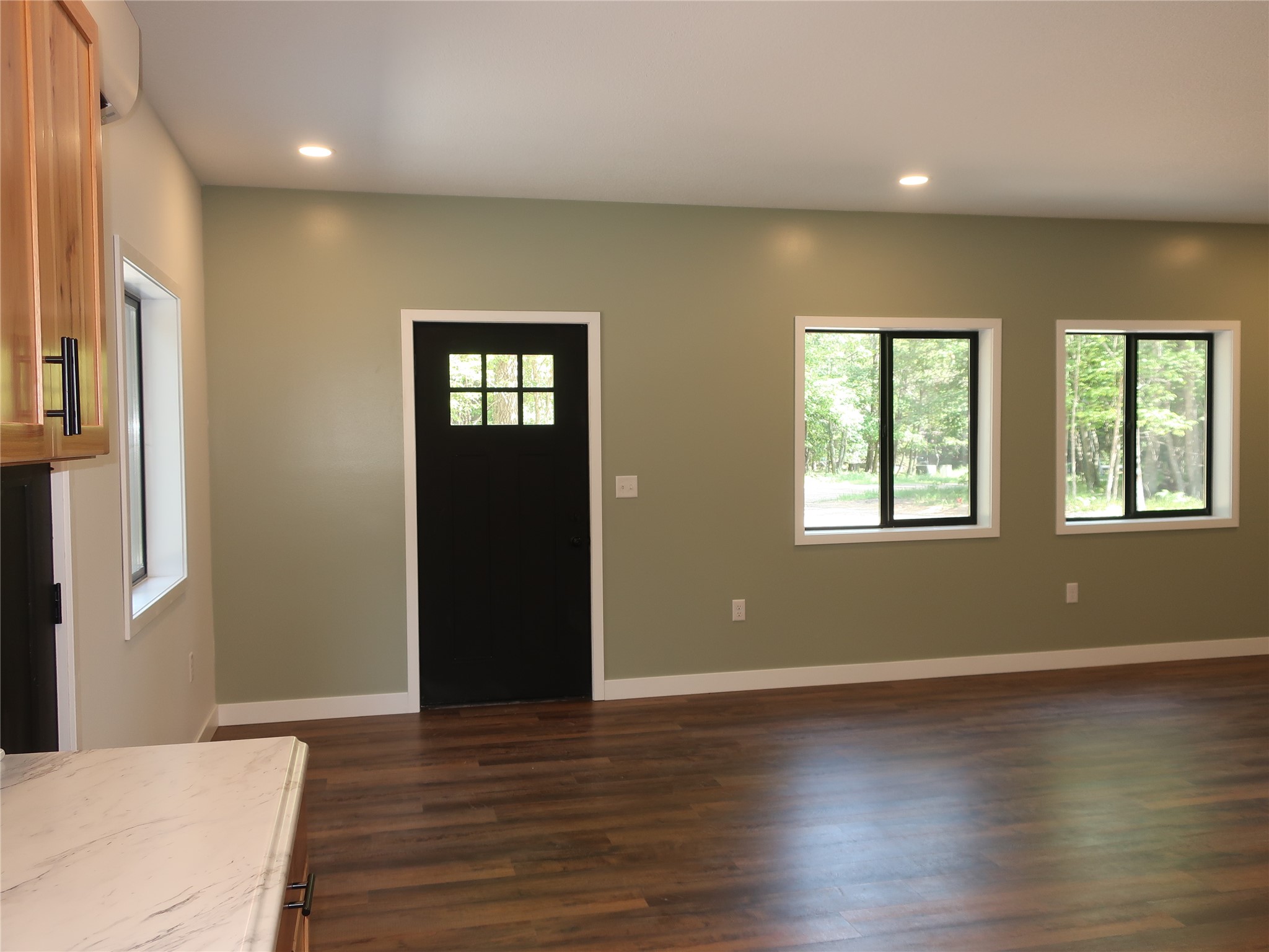 29123 Deerpath Terrace Property Photo 5