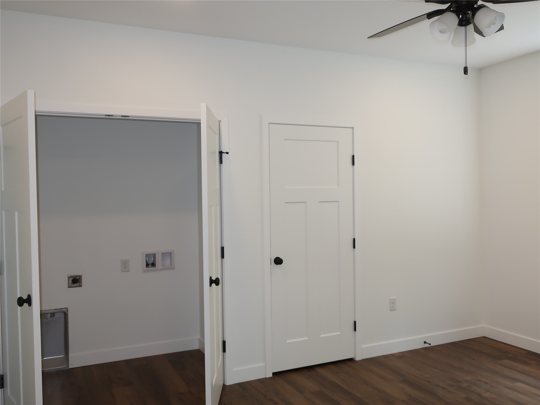 29123 Deerpath Terrace Property Photo 10
