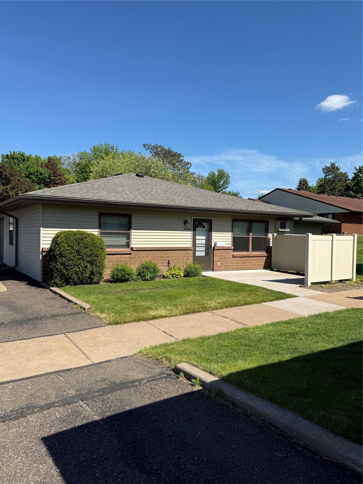3458 Miller Street Property Photo 1