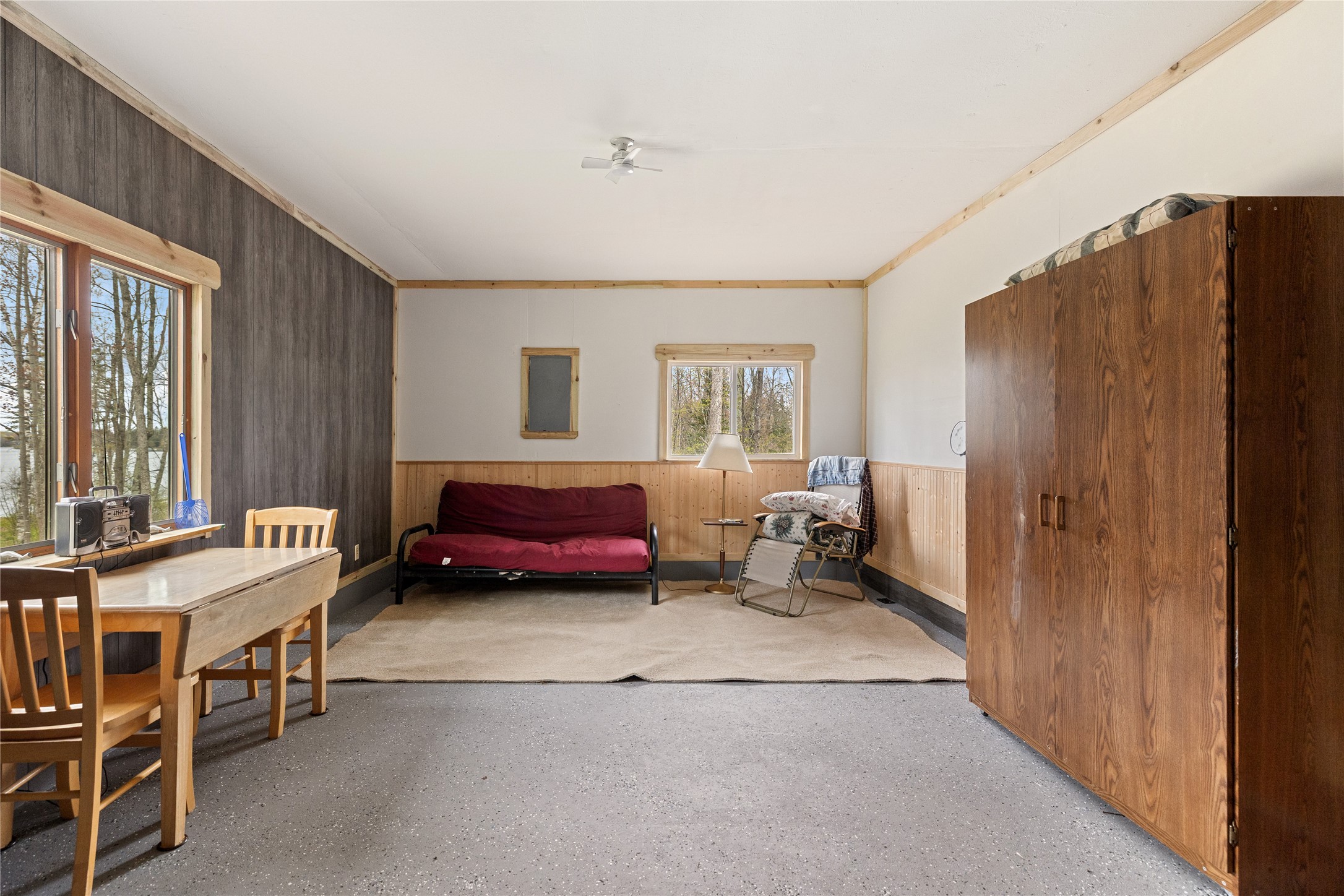 5807 Strom Road Property Photo 11