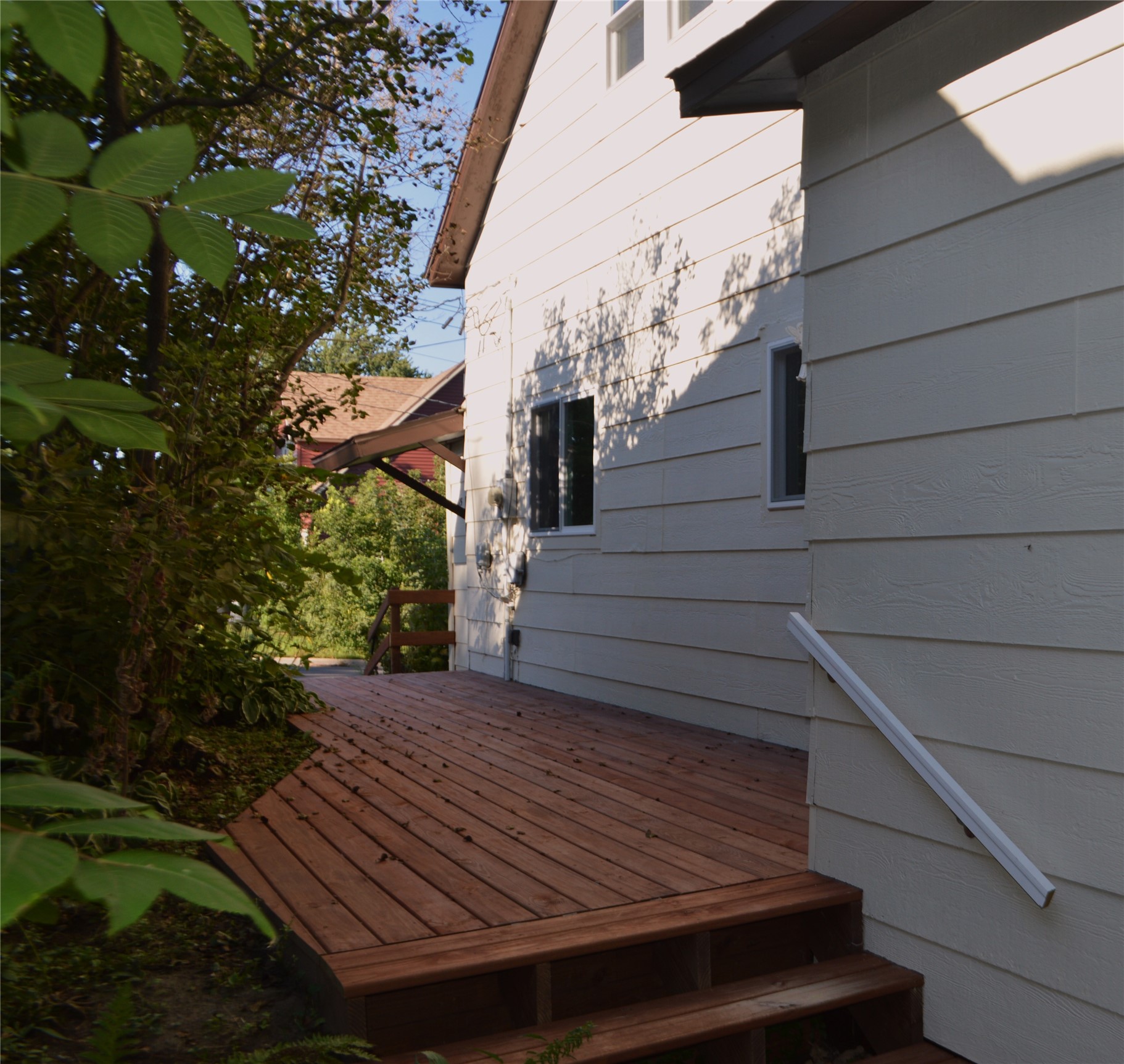 1085 Water Street Property Photo 3