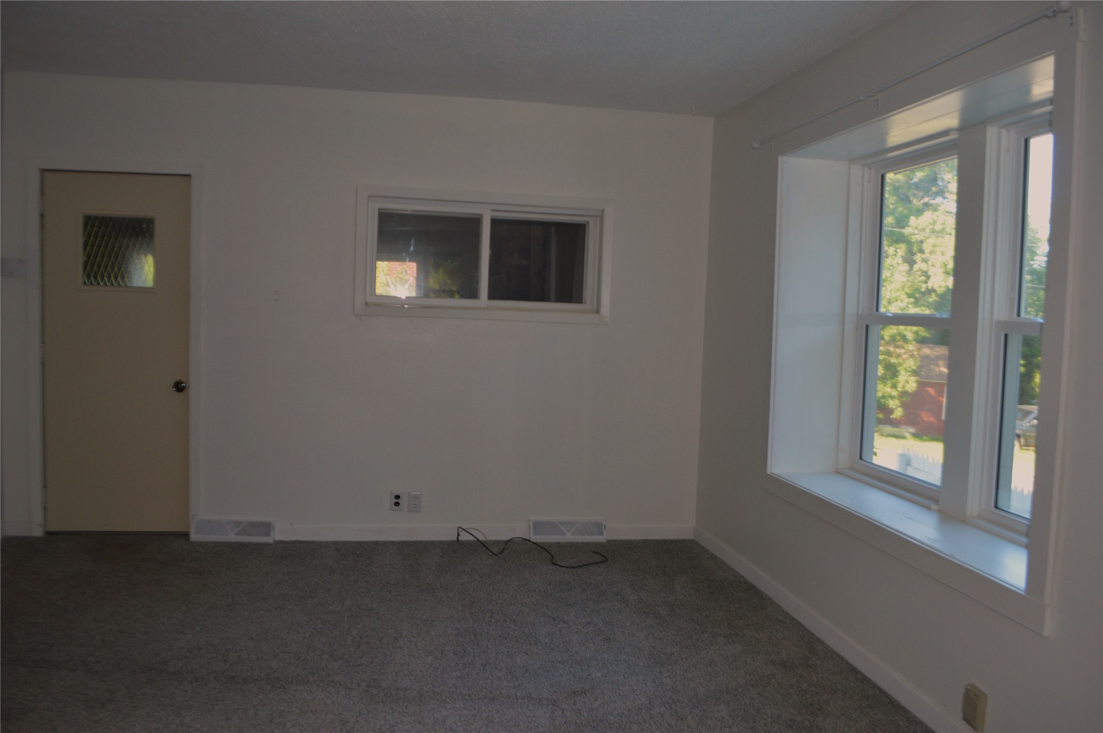 1085 Water Street Property Photo 14