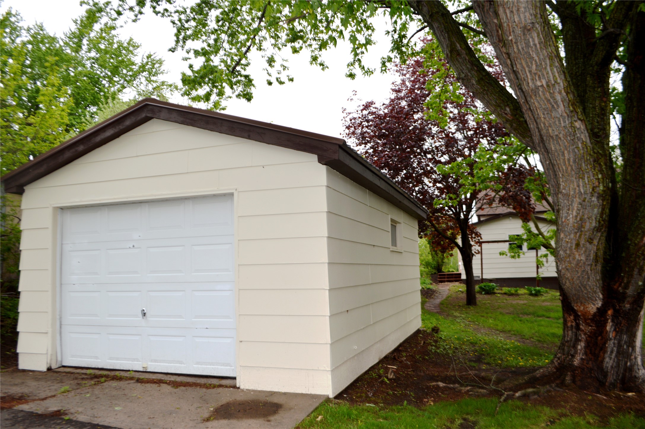 1085 Water Street Property Photo 19