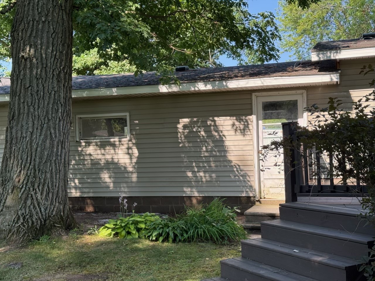 1661 20 1/2 Street Property Photo 8