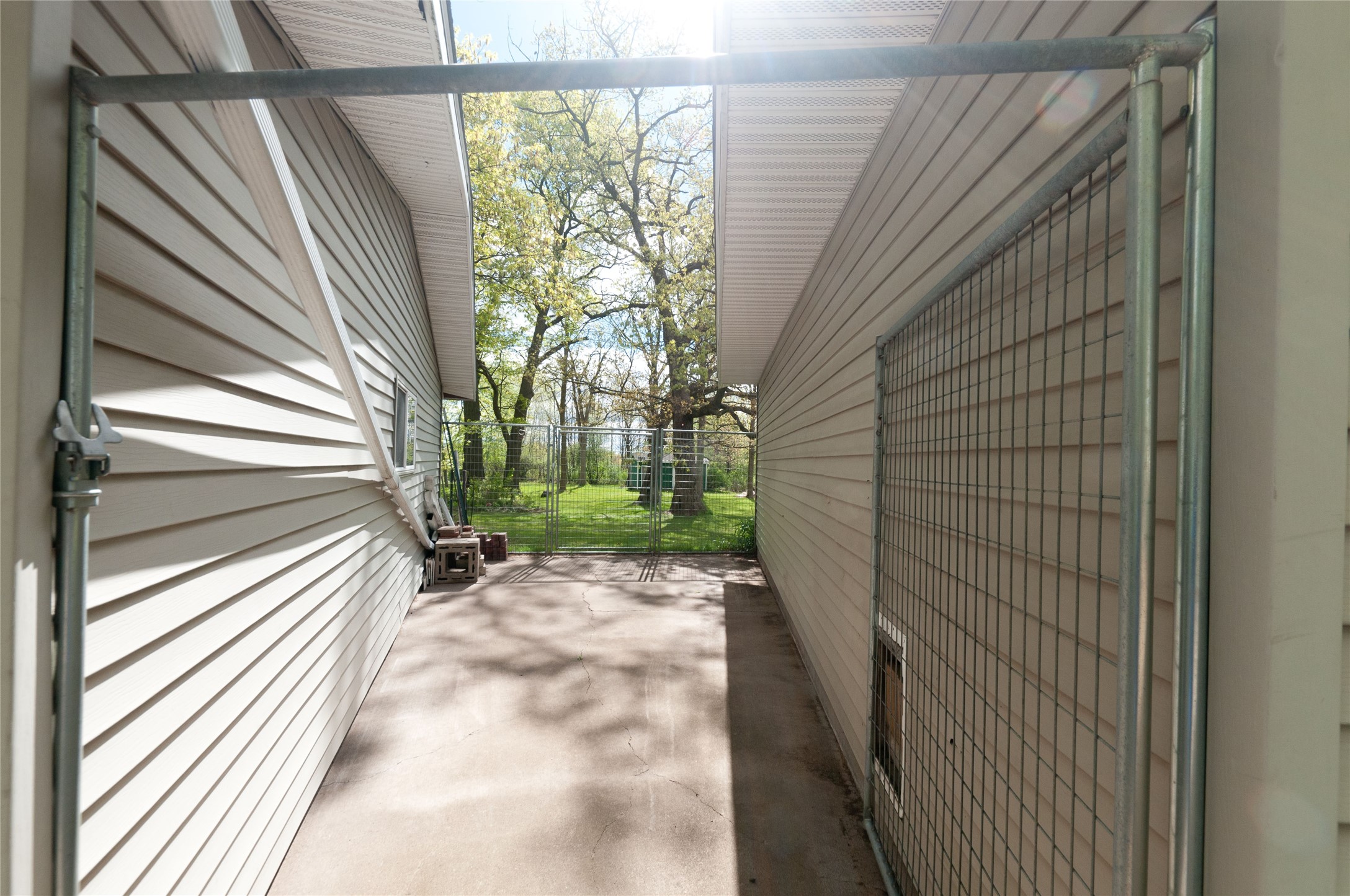 1661 20 1/2 Street Property Photo 13
