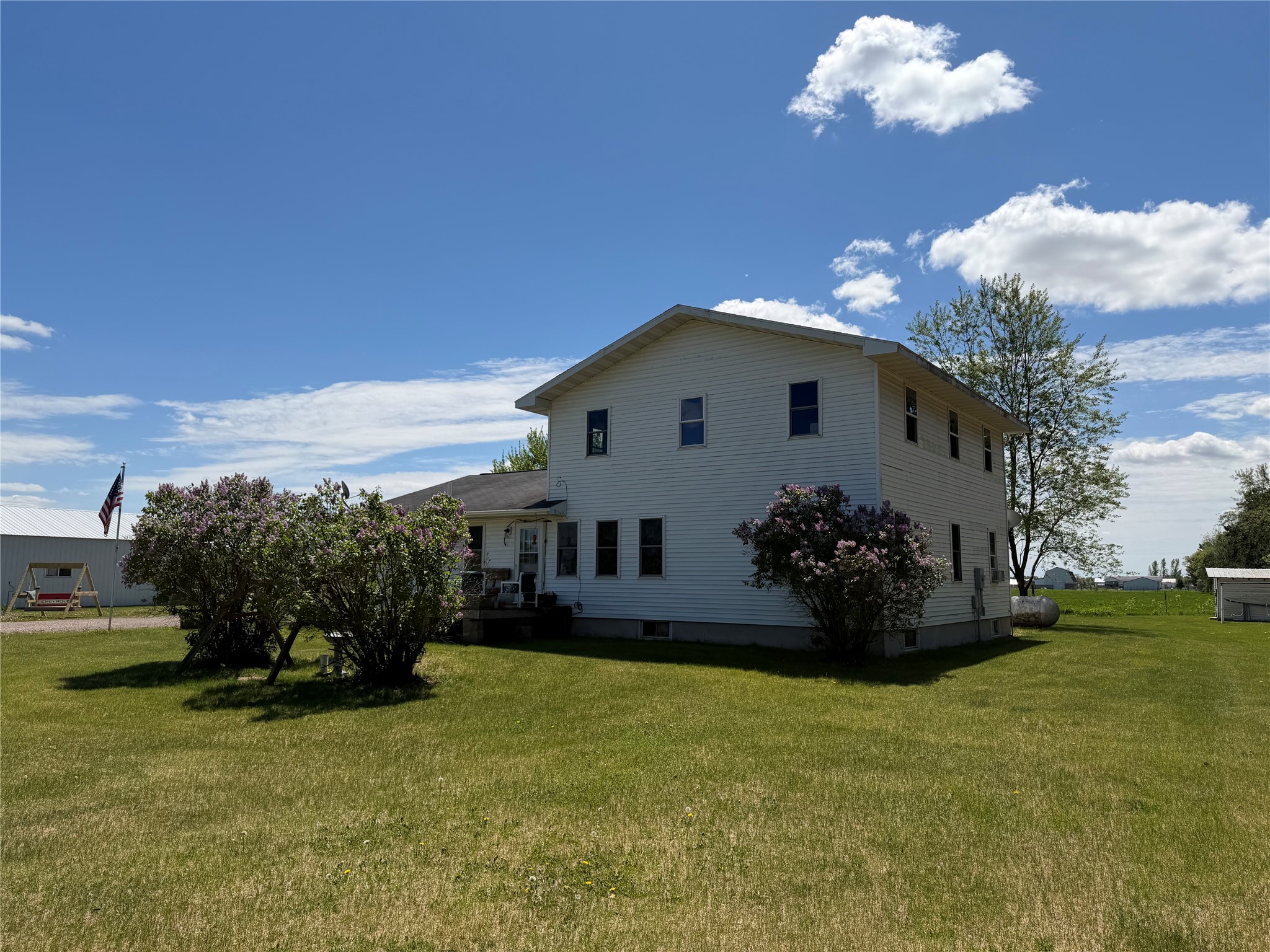 9003 280th Avenue Property Photo 1