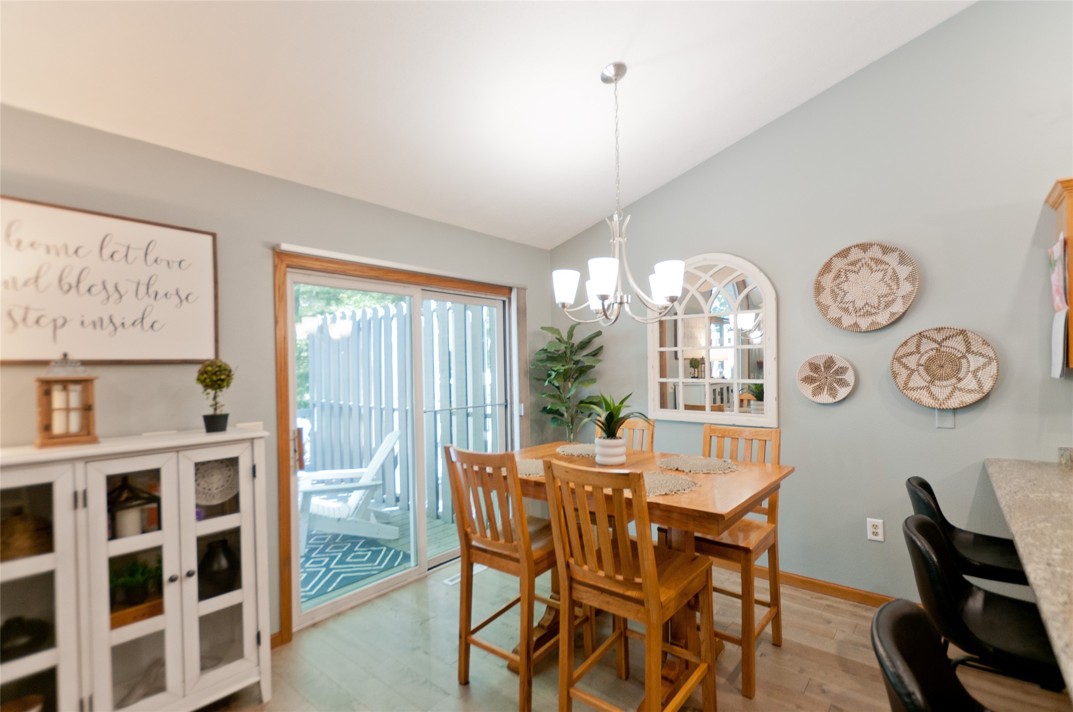 3417 Lever Street Property Photo 12