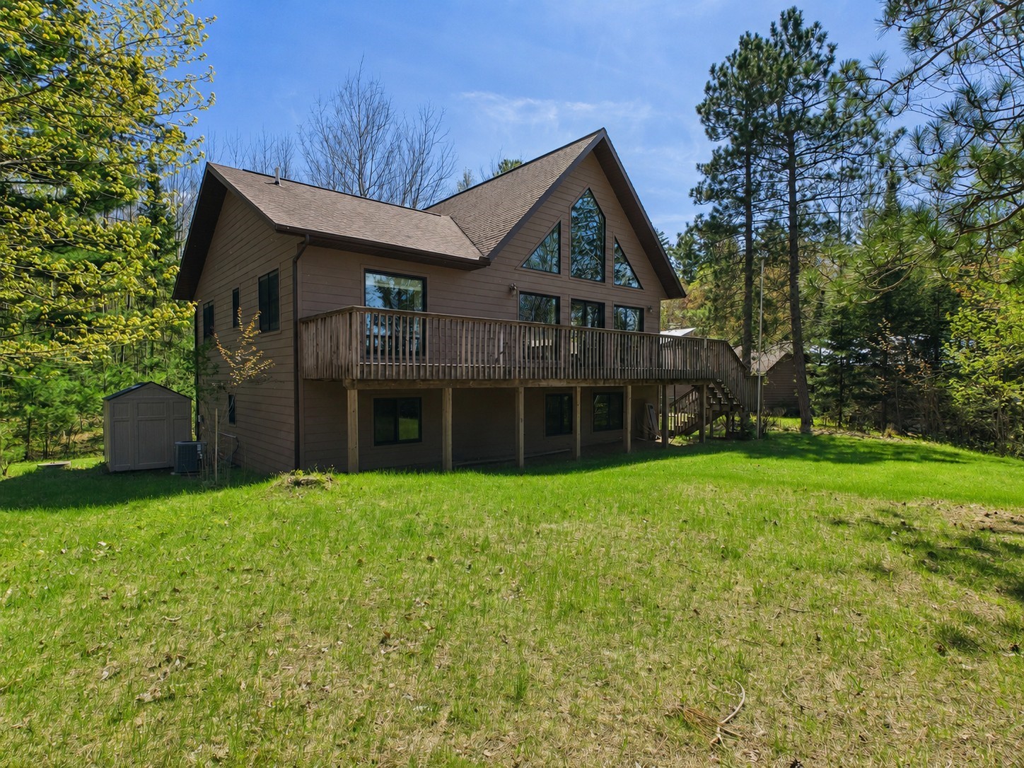 6000 Smith Lake Road Property Photo 4