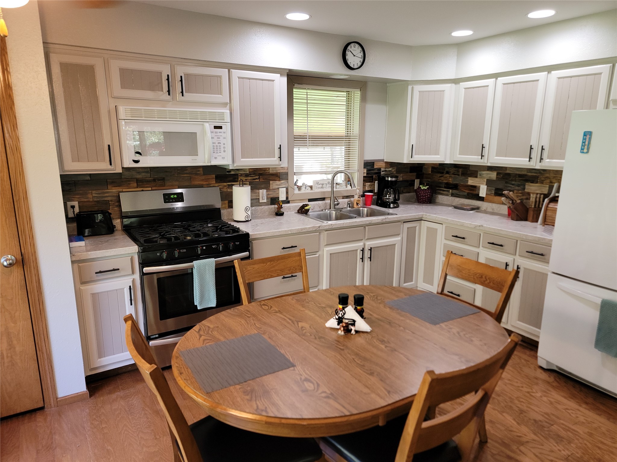 9159n Chippewa Pines Way Property Photo 13