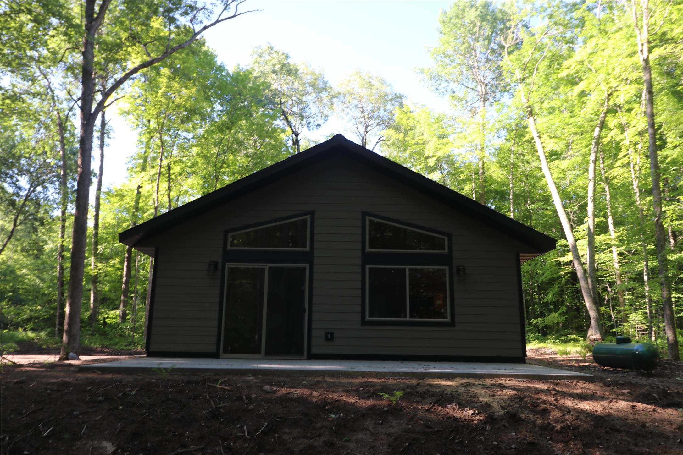 17700 Silver Birch Drive Property Photo 7
