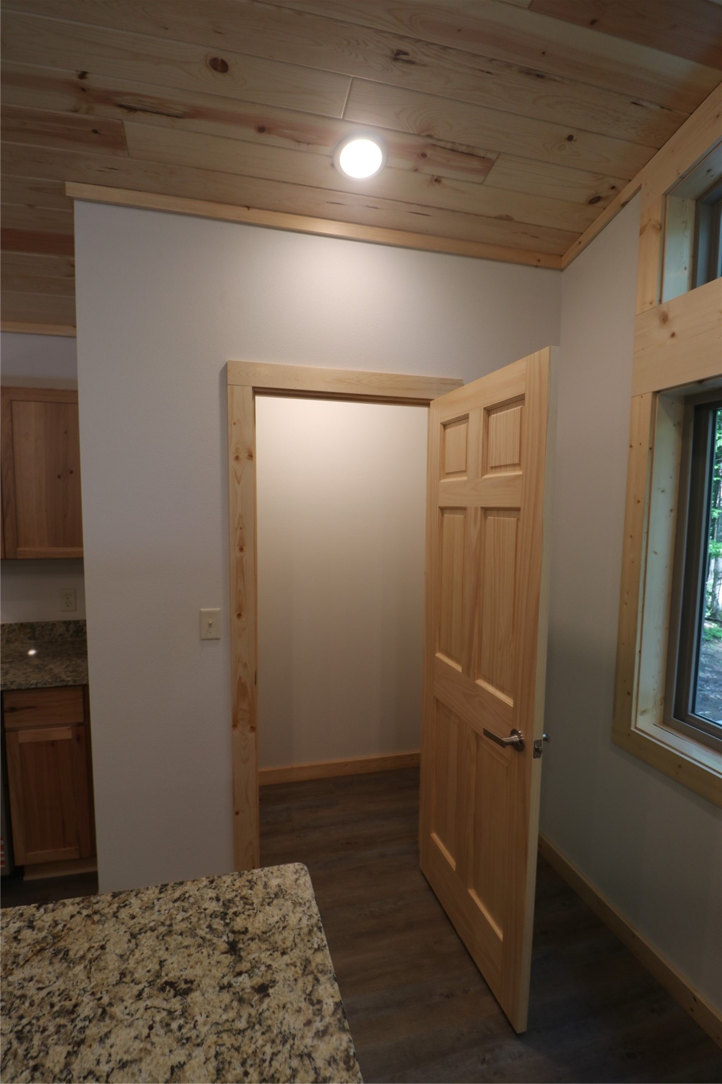 17700 Silver Birch Drive Property Photo 13