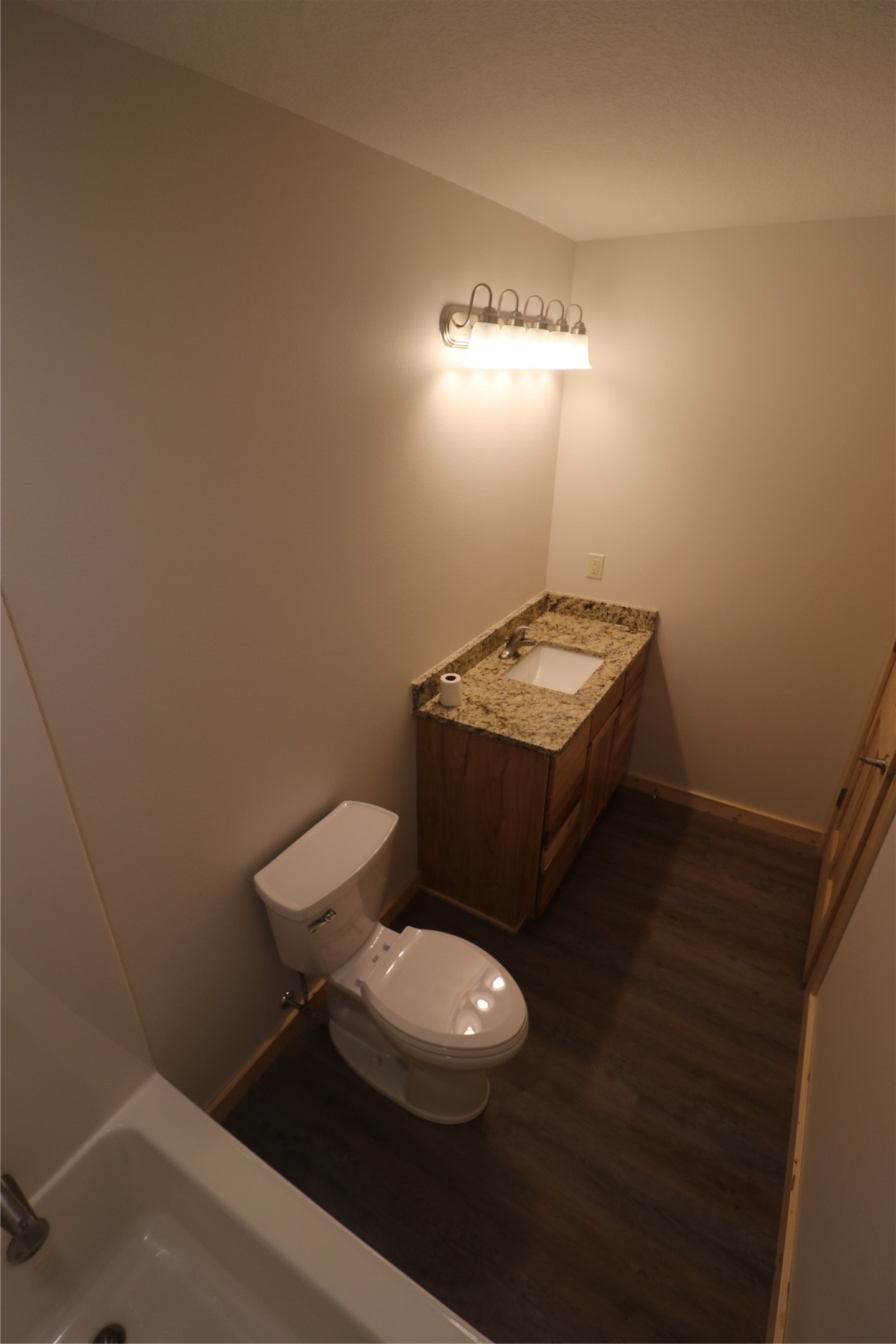 17700 Silver Birch Drive Property Photo 17