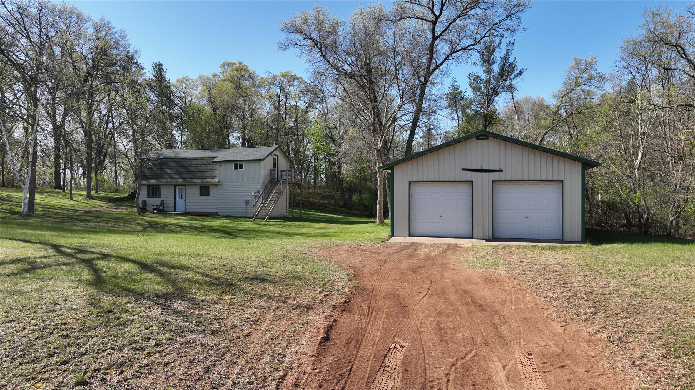 2812 Wilson Avenue Property Photo 1