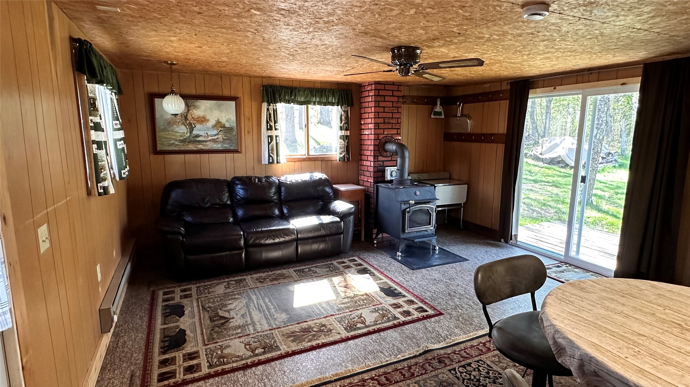 2812 Wilson Avenue Property Photo 5