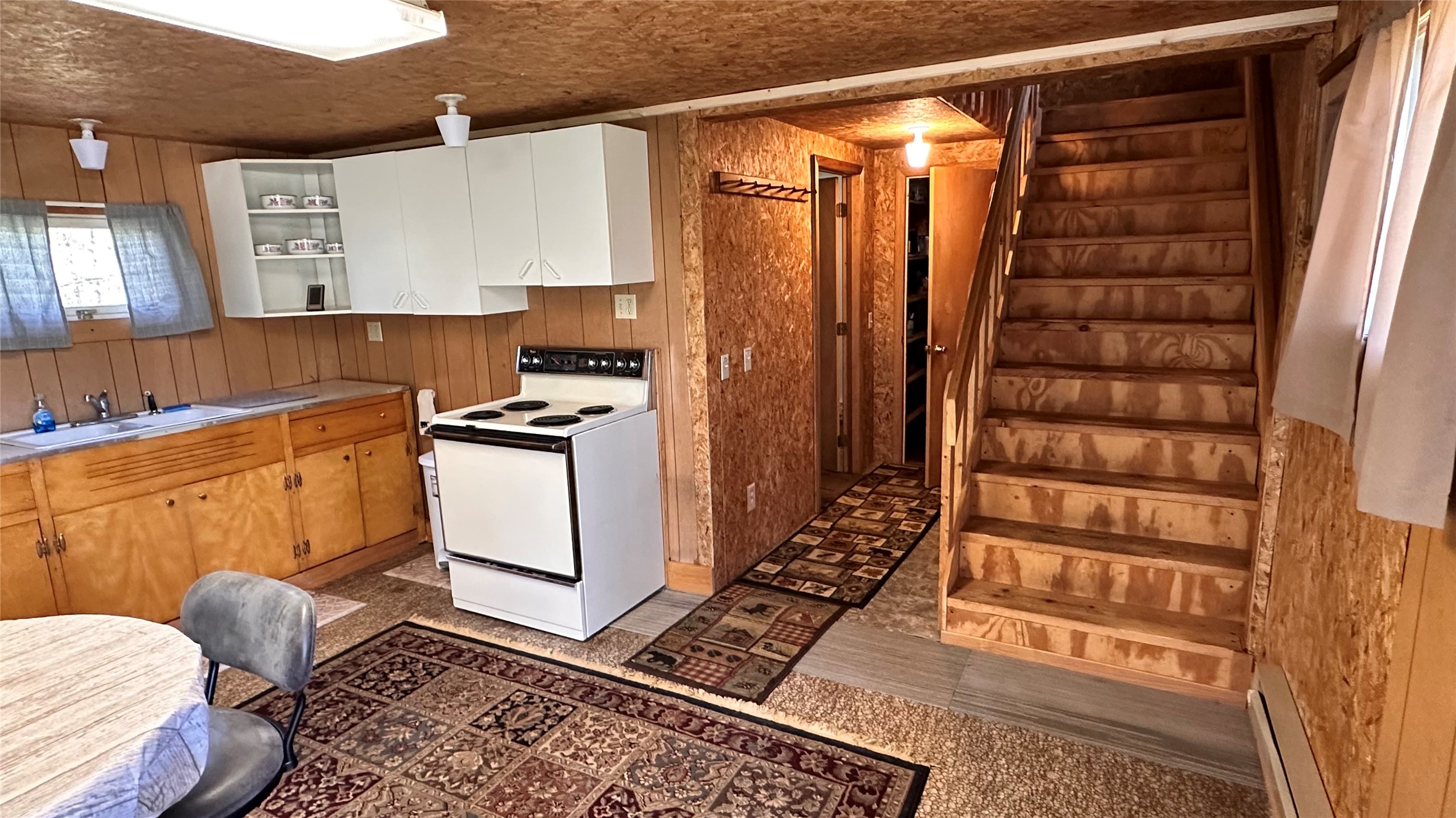 2812 Wilson Avenue Property Photo 6