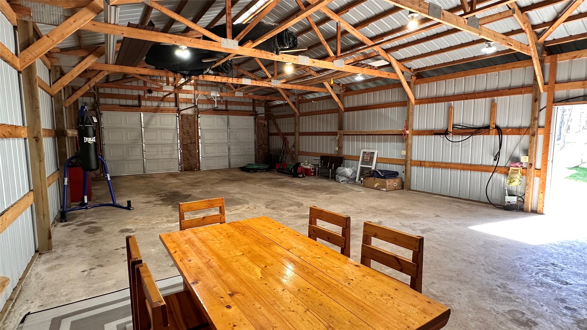 2812 Wilson Avenue Property Photo 23