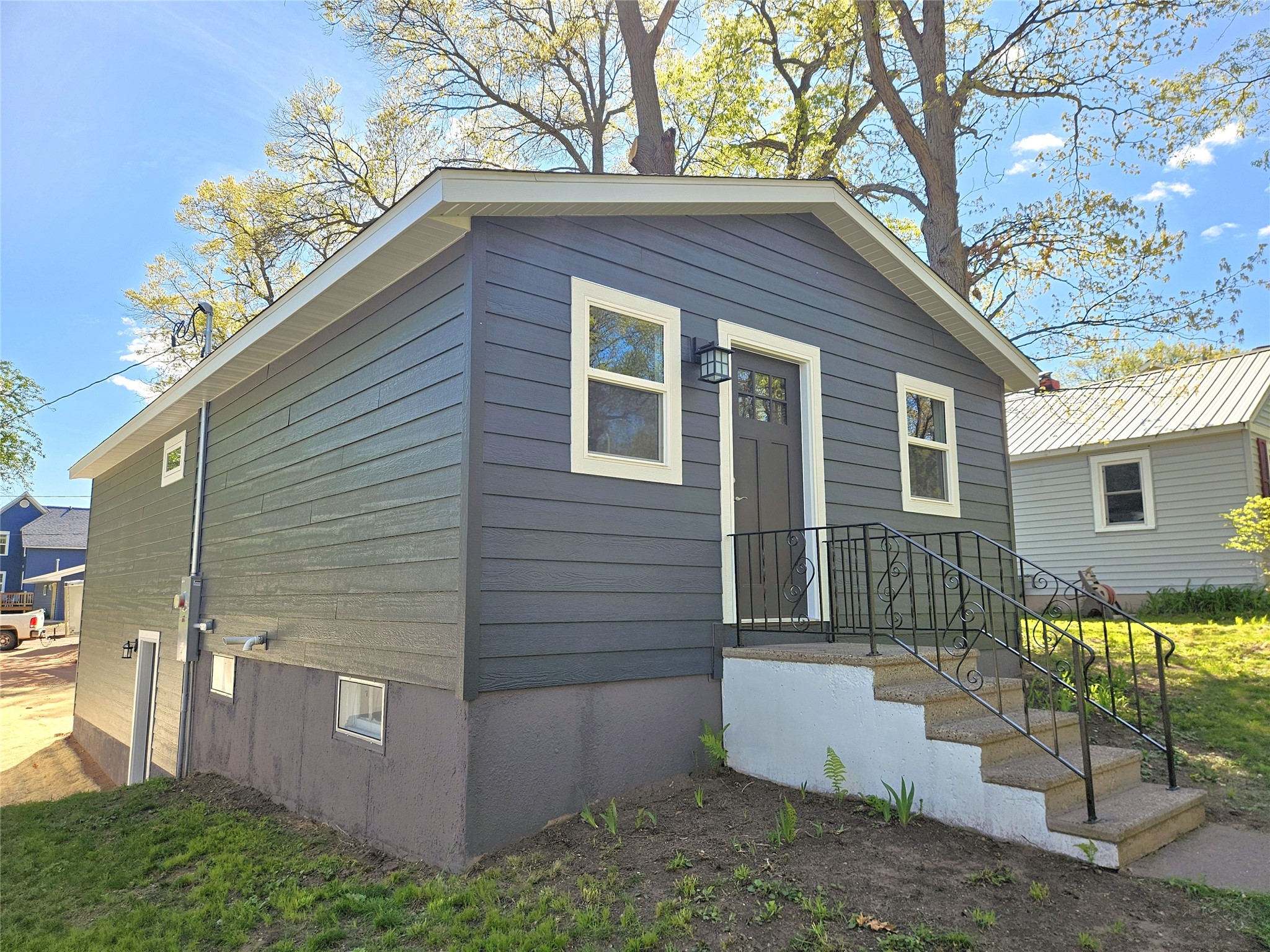 411 Poplar Street Property Photo 5