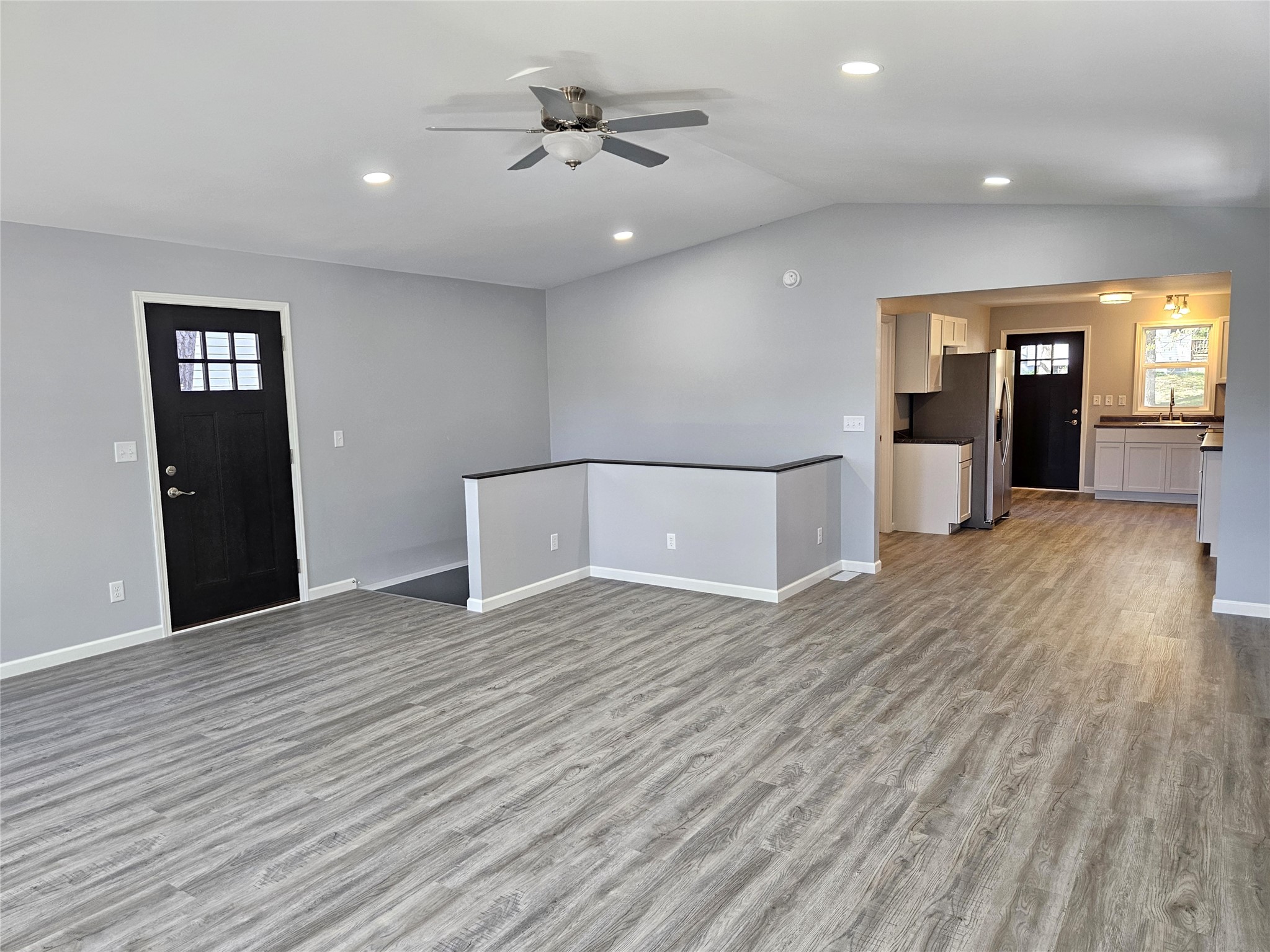 411 Poplar Street Property Photo 12