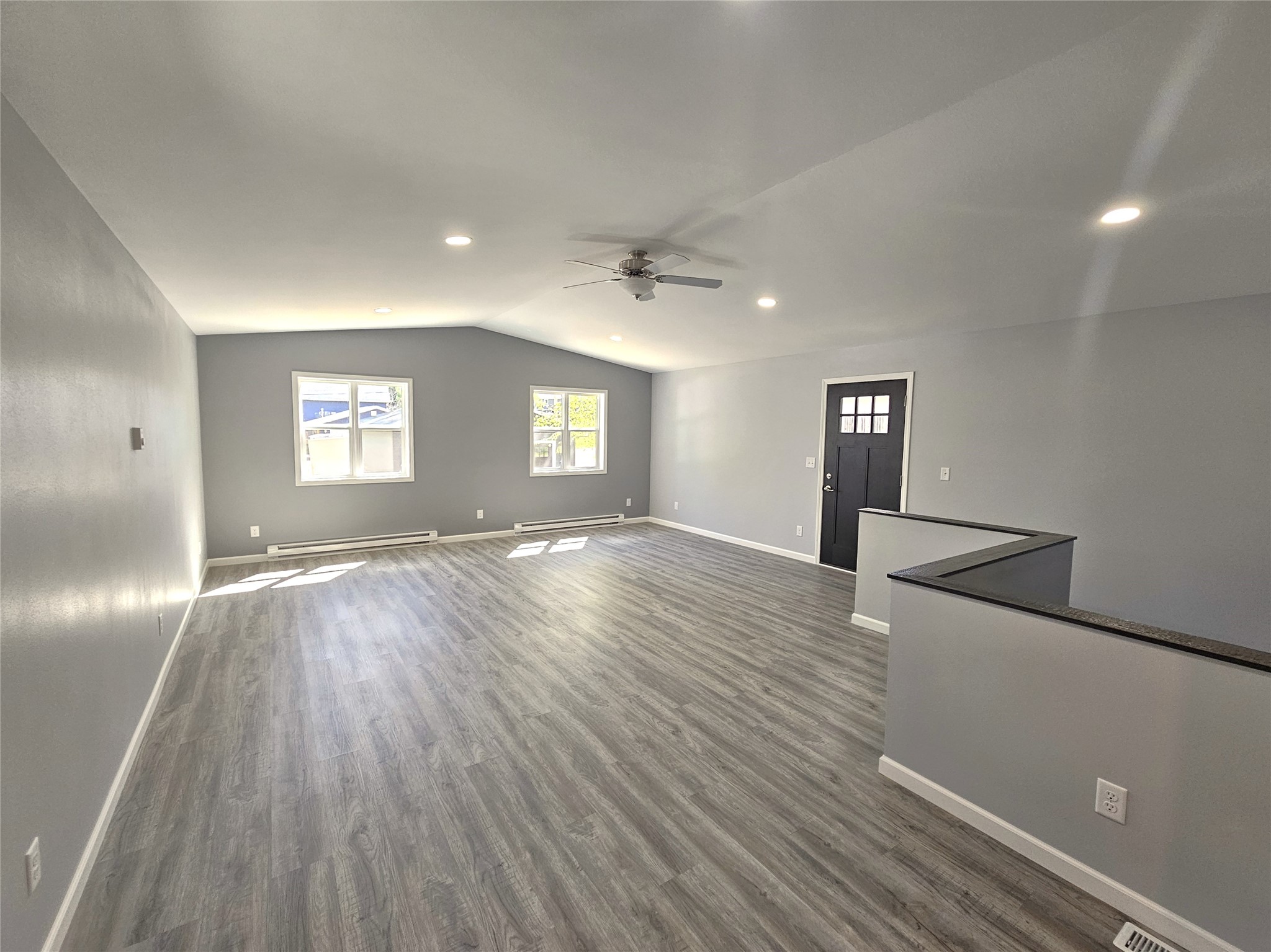 411 Poplar Street Property Photo 14