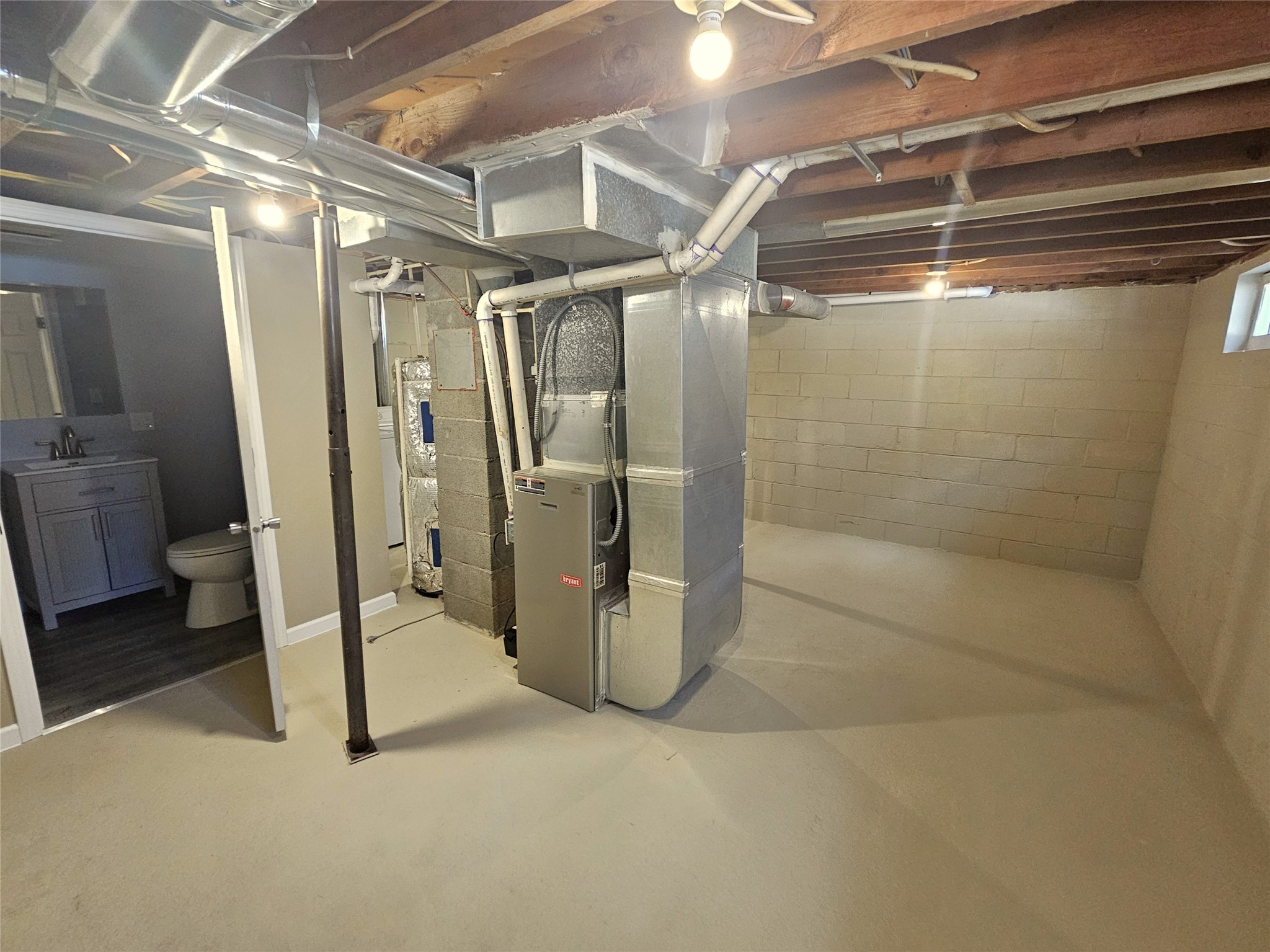 411 Poplar Street Property Photo 29