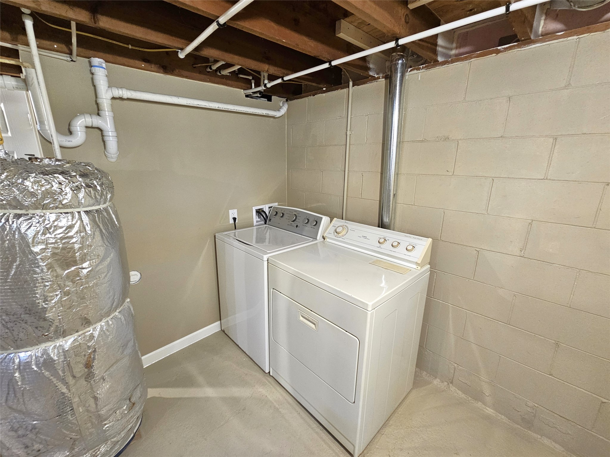 411 Poplar Street Property Photo 30