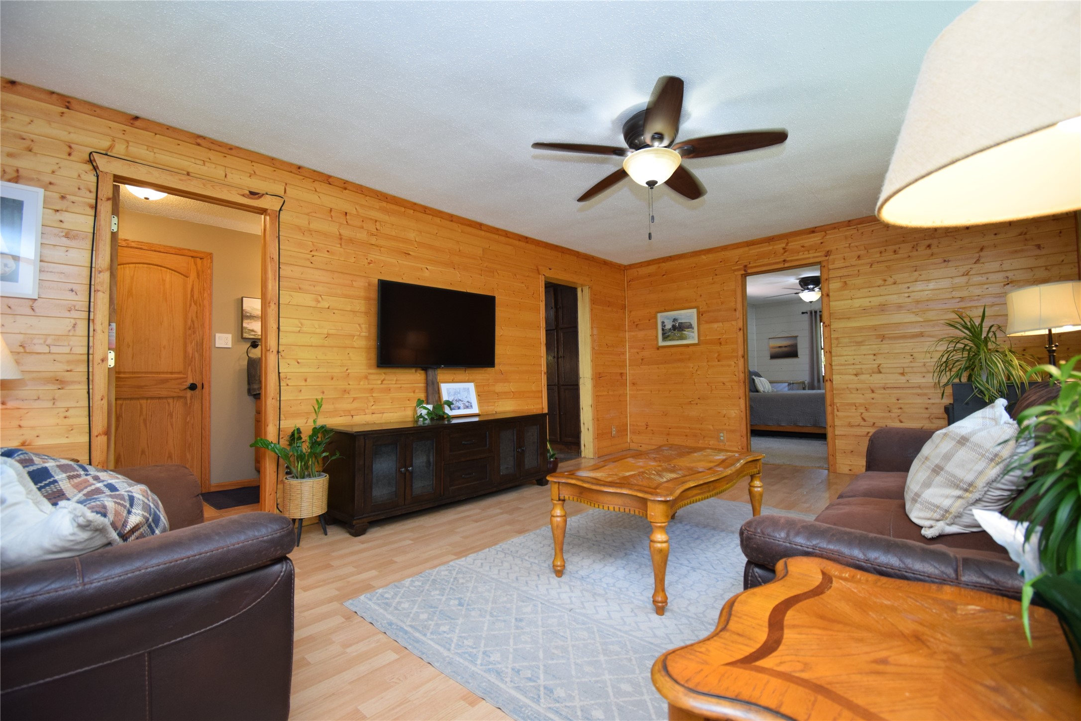 3346 65th Street Property Photo 6