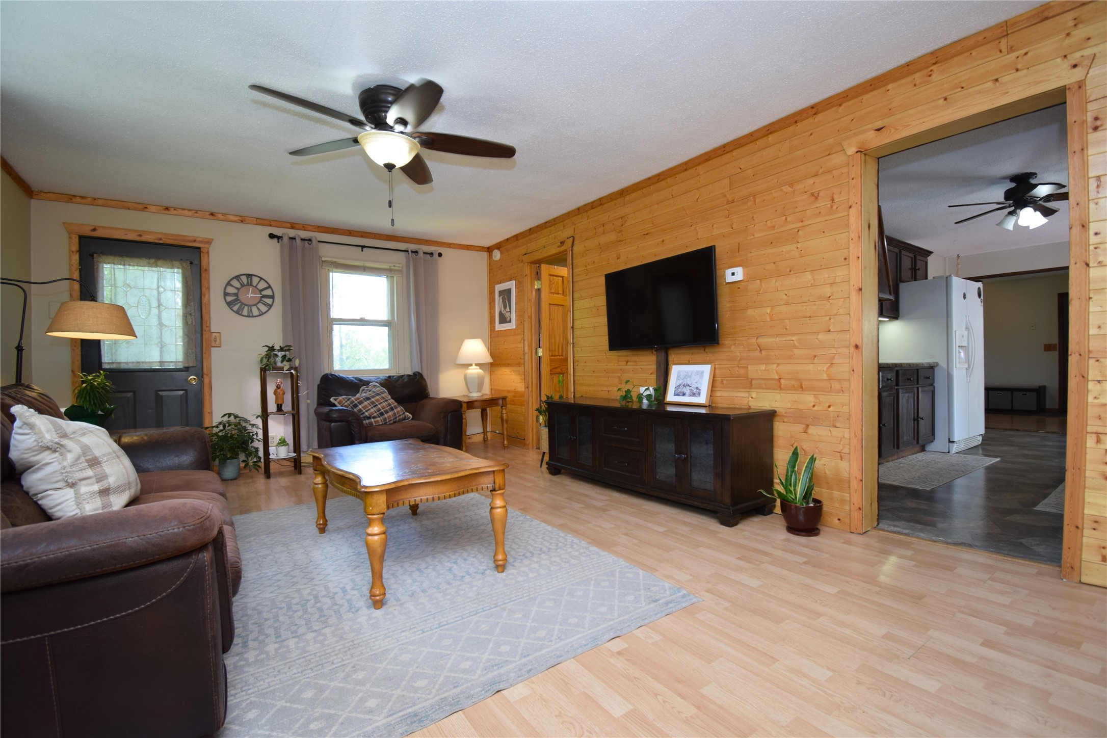 3346 65th Street Property Photo 7