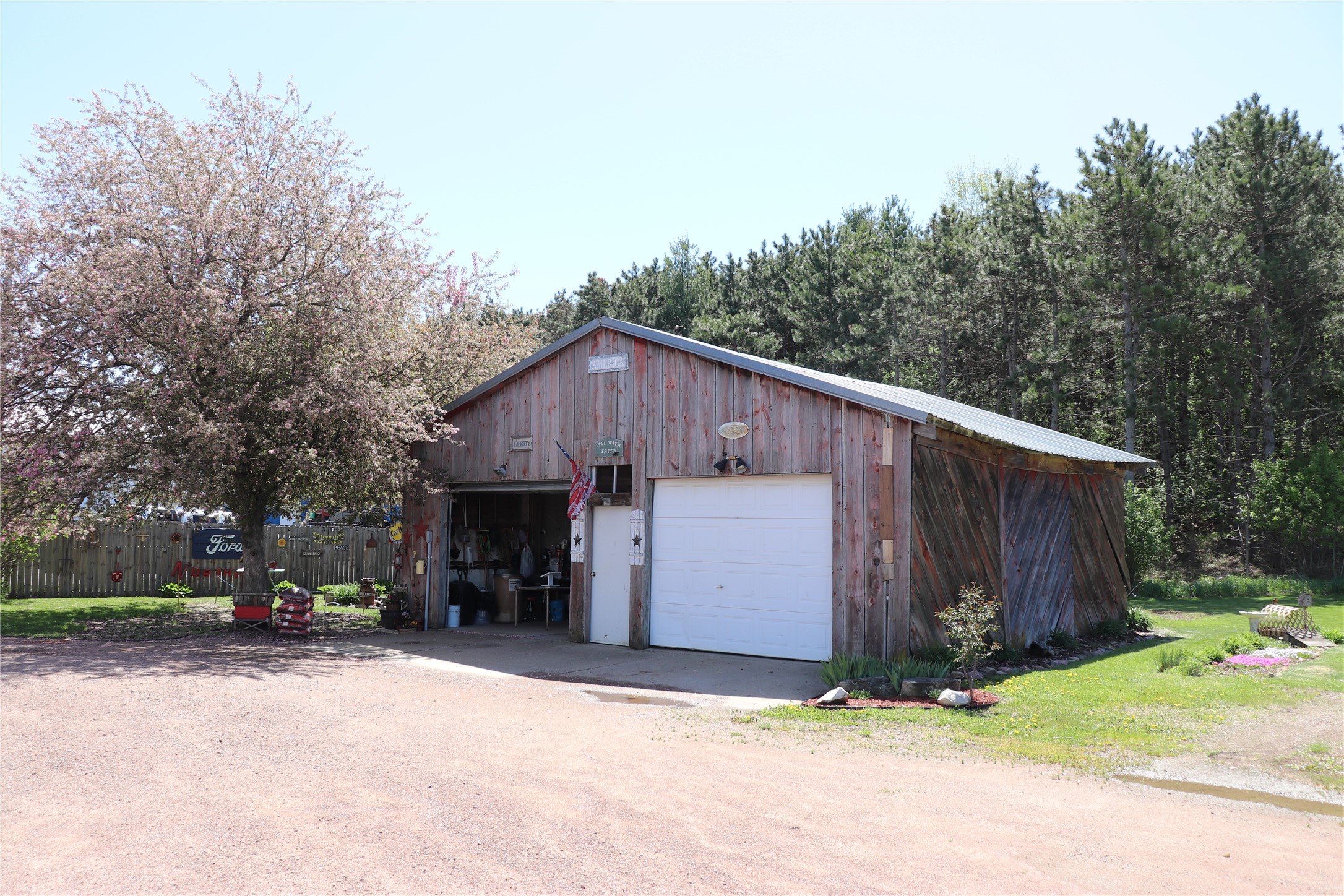 W15699 State Highway 121 1,2 & 3 Property Photo 4
