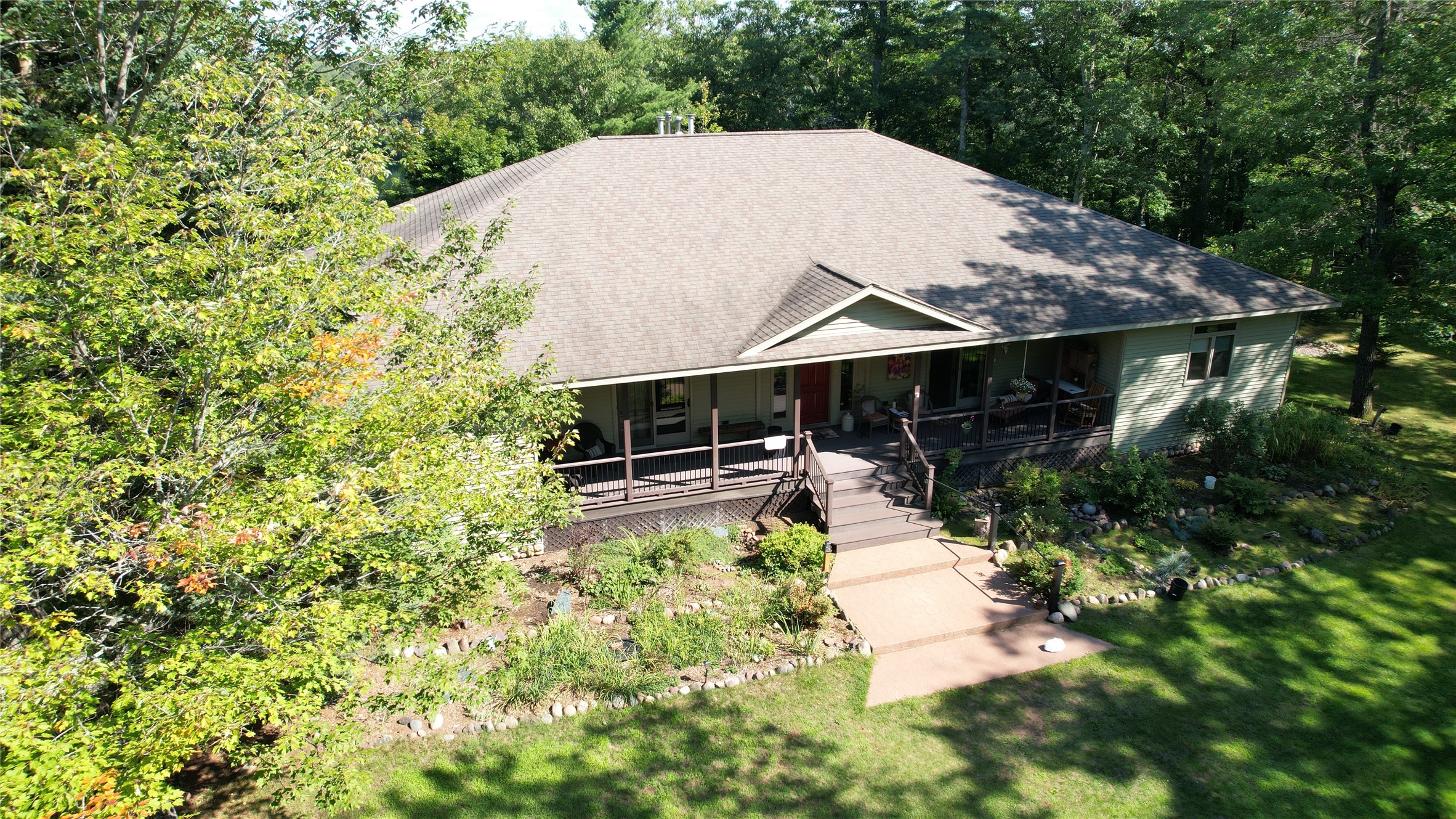 9625 Buskey Bay Drive Property Photo 1