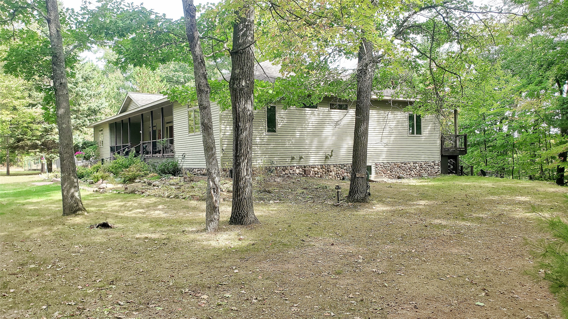 9625 Buskey Bay Drive Property Photo 8