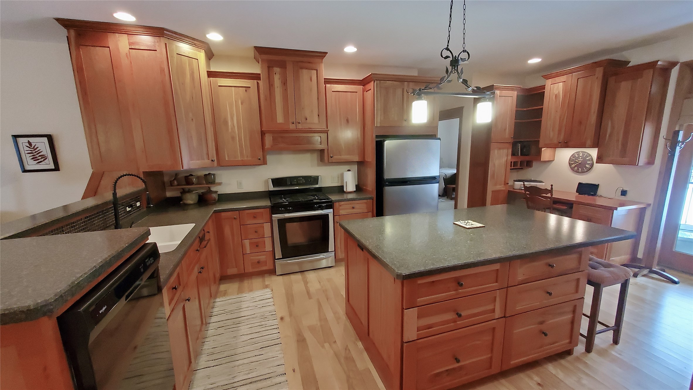 9625 Buskey Bay Drive Property Photo 26