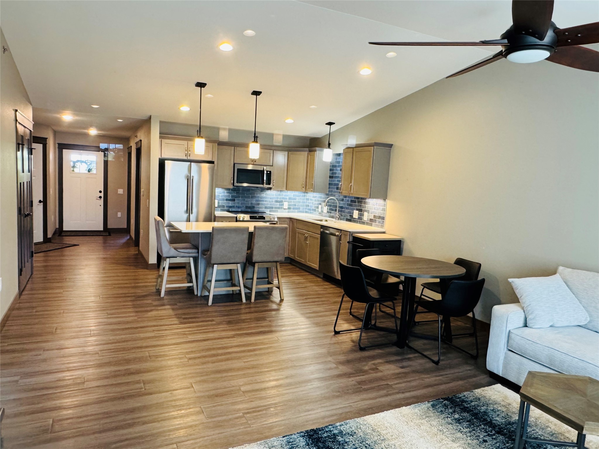 5523 Timber Trail Property Photo 7