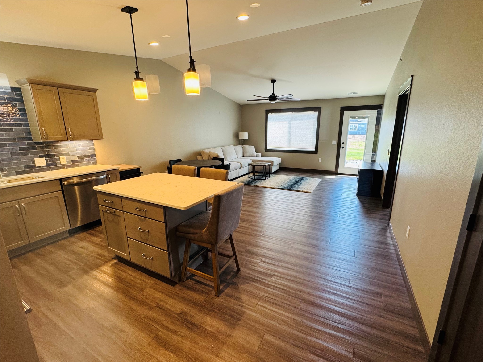5523 Timber Trail Property Photo 10