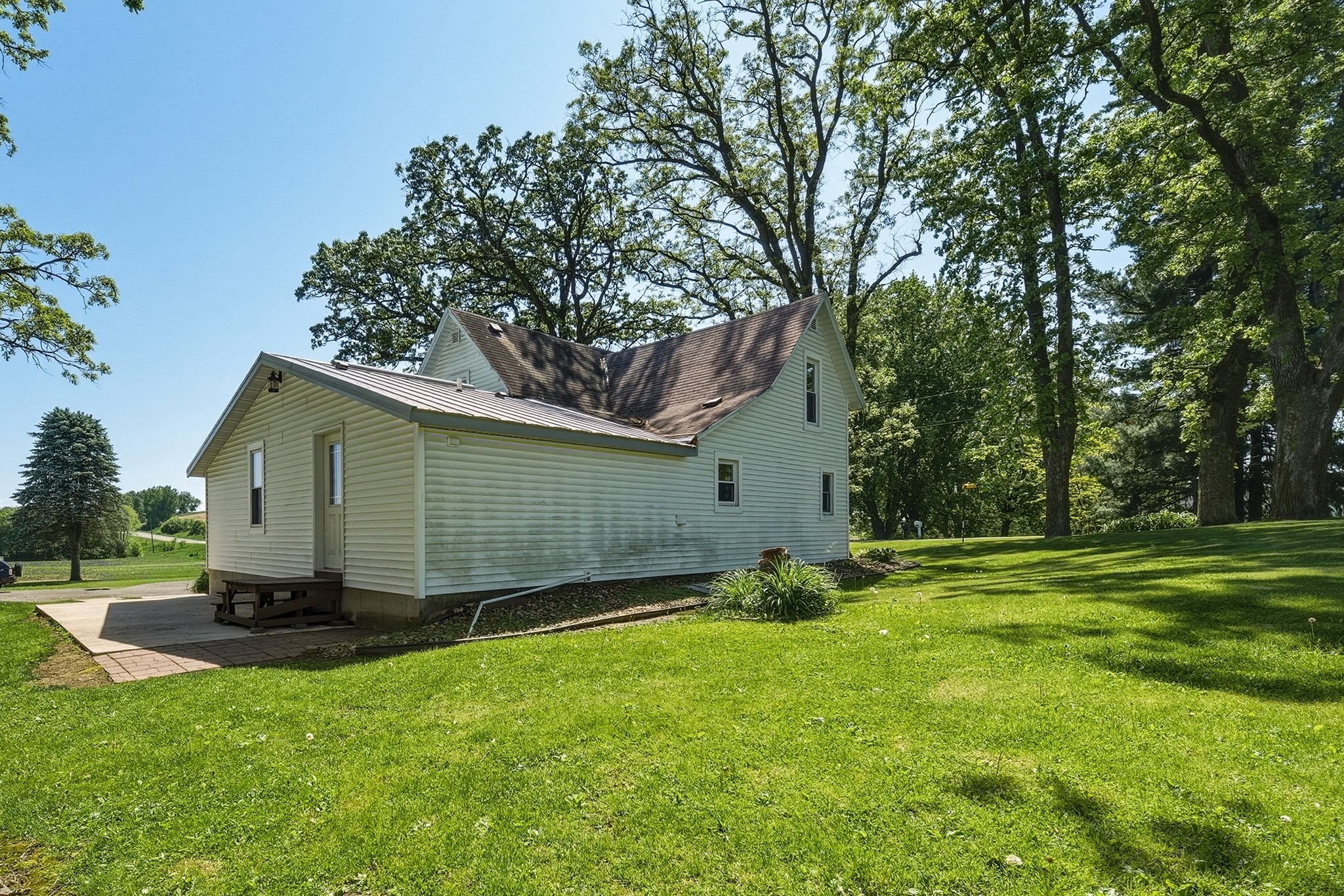 N10994 County Road G Property Photo 47