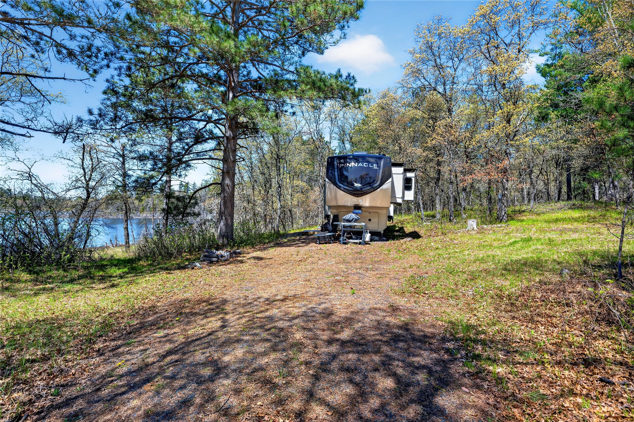 55065 Silverwolf Drive Property Photo 4