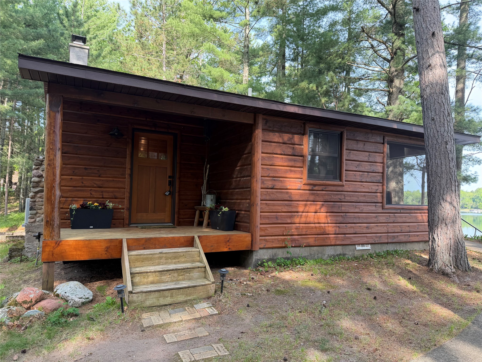 2922 E Long Lake Road Property Photo 4