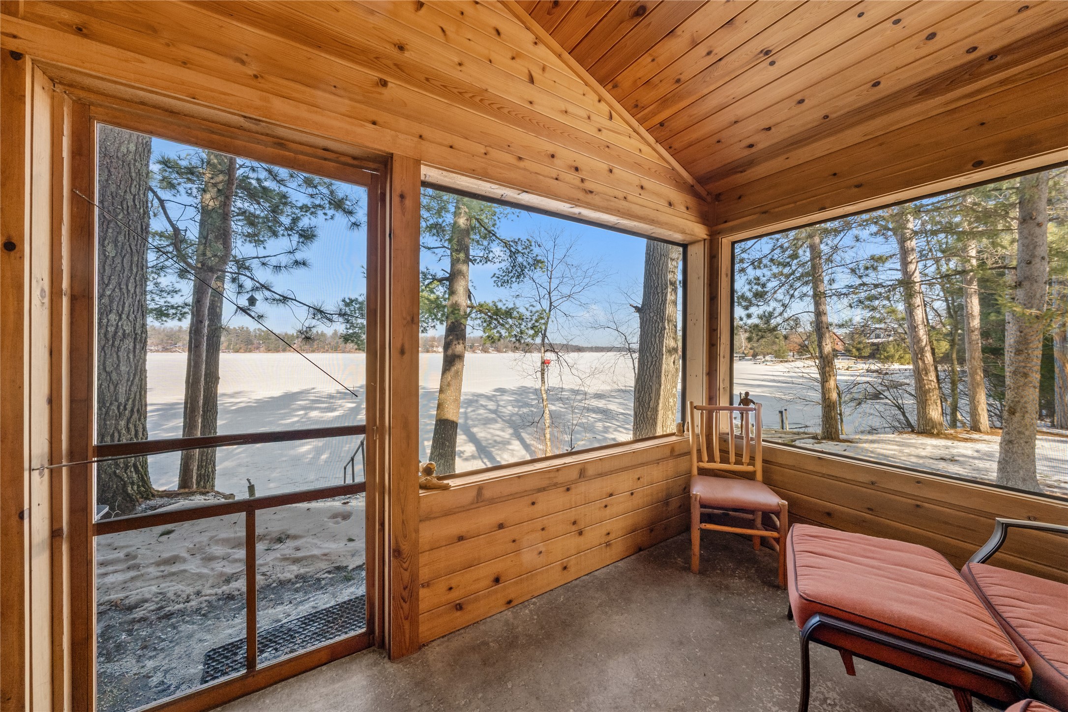 2922 E Long Lake Road Property Photo 31
