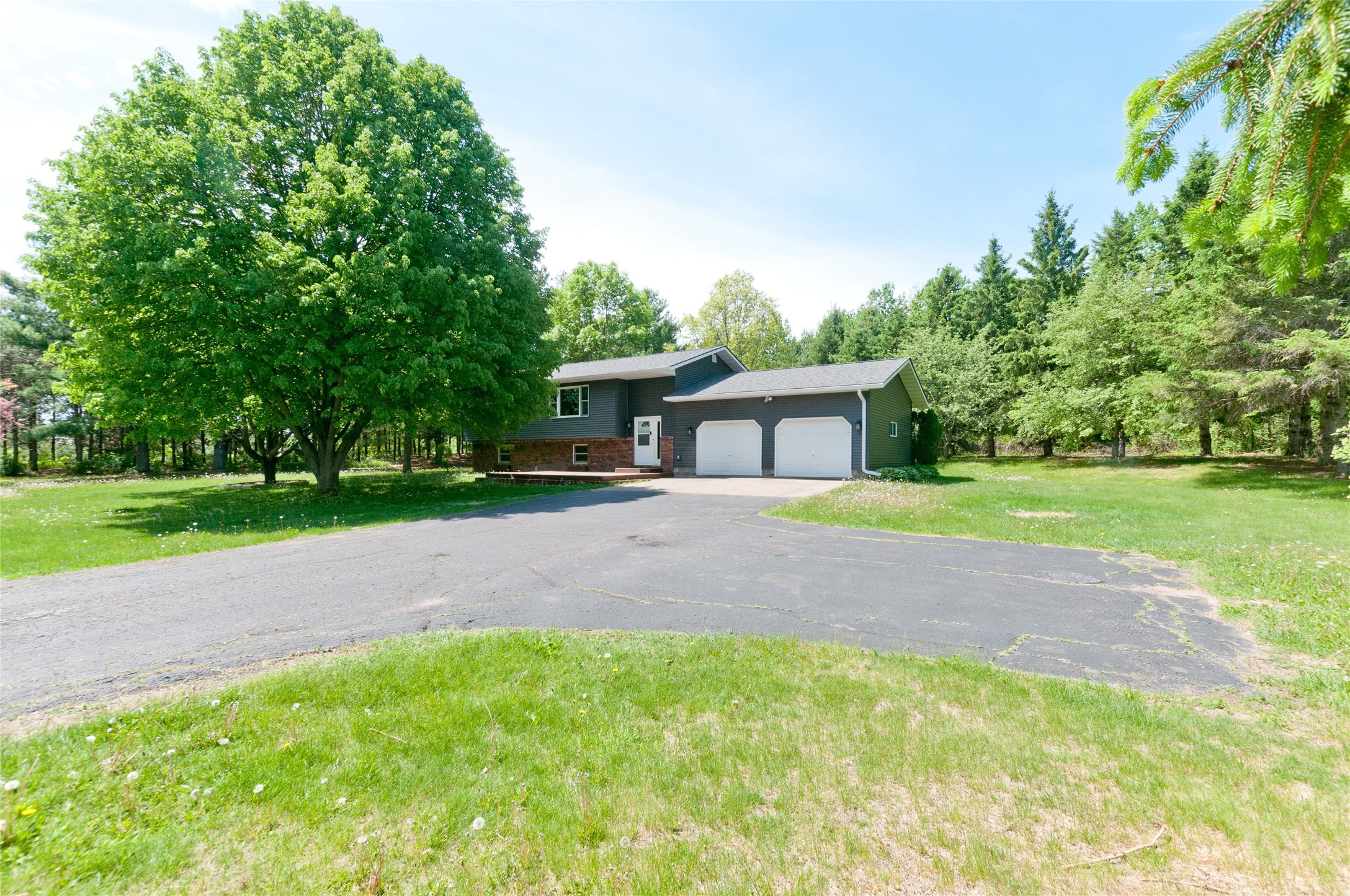2067 17 3/4 Avenue Property Photo 33