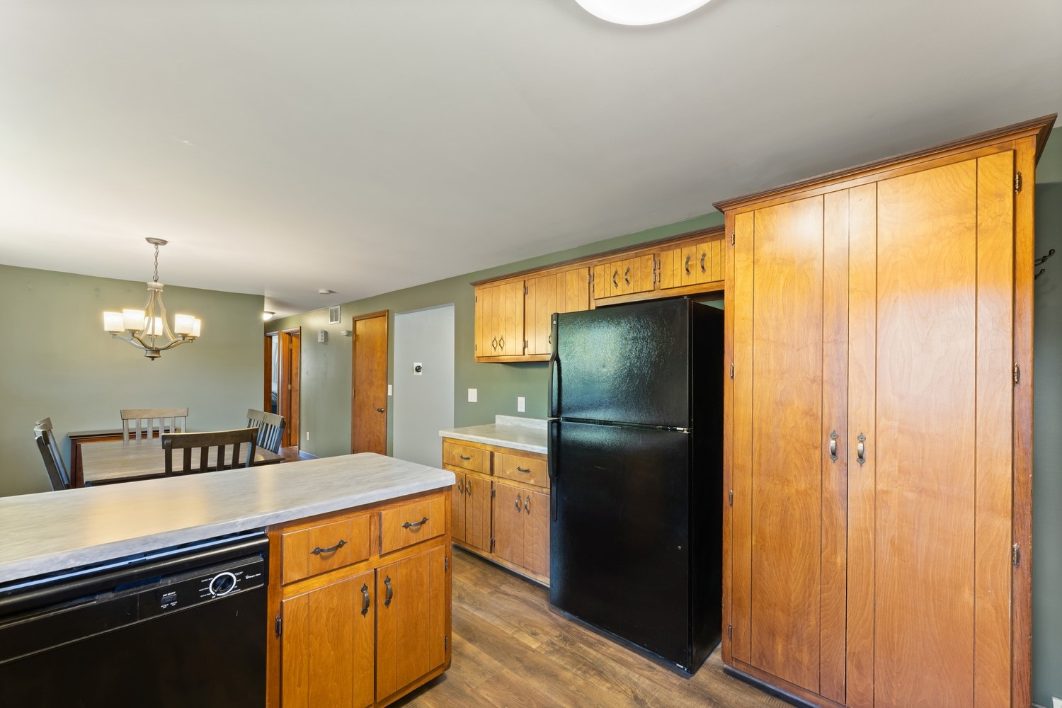 819 Forrest Street Property Photo 10