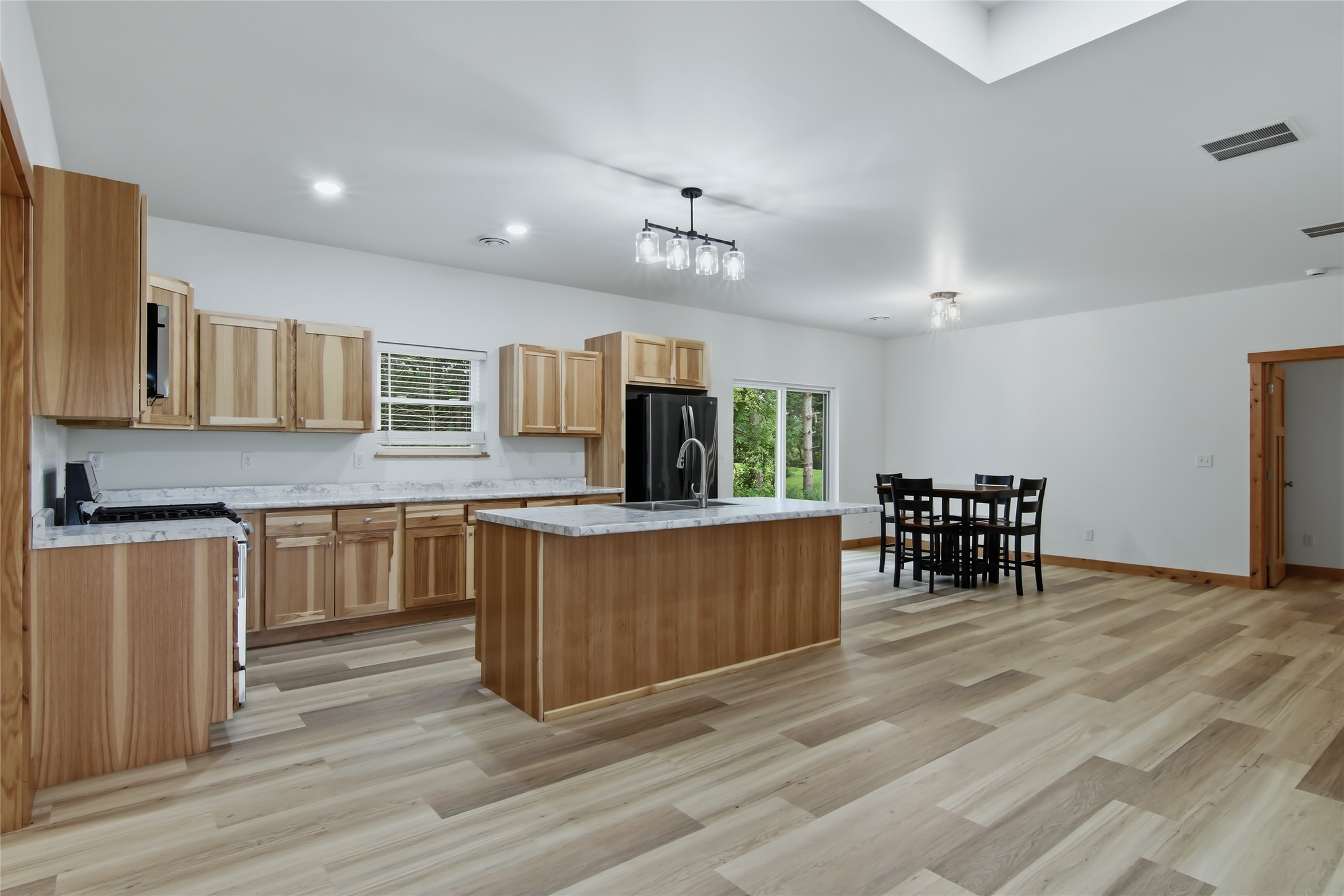 15815 53rd Avenue Property Photo 7