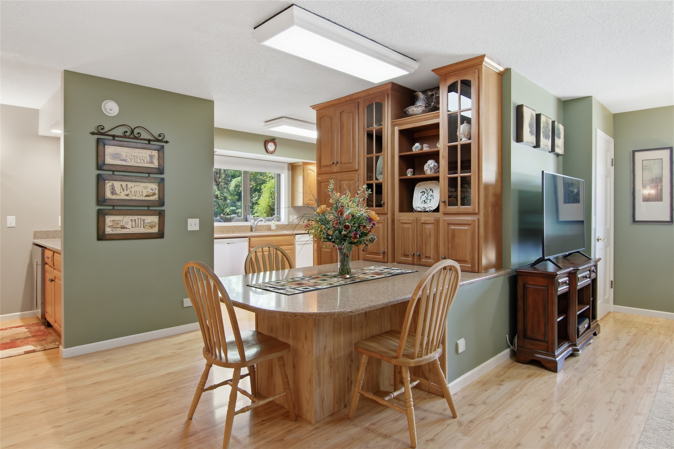 1730 Cotting Street Property Photo 14