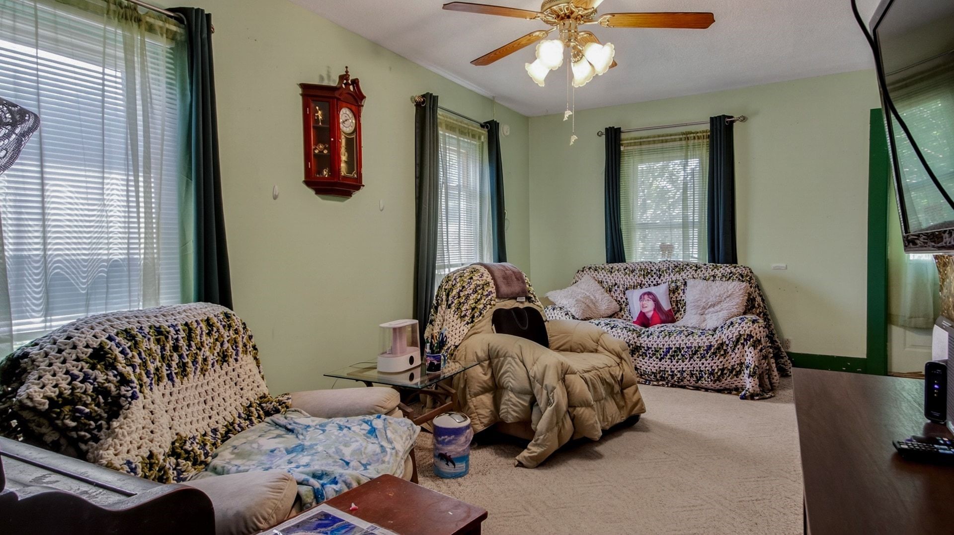 146 W Mill Street Property Photo 6