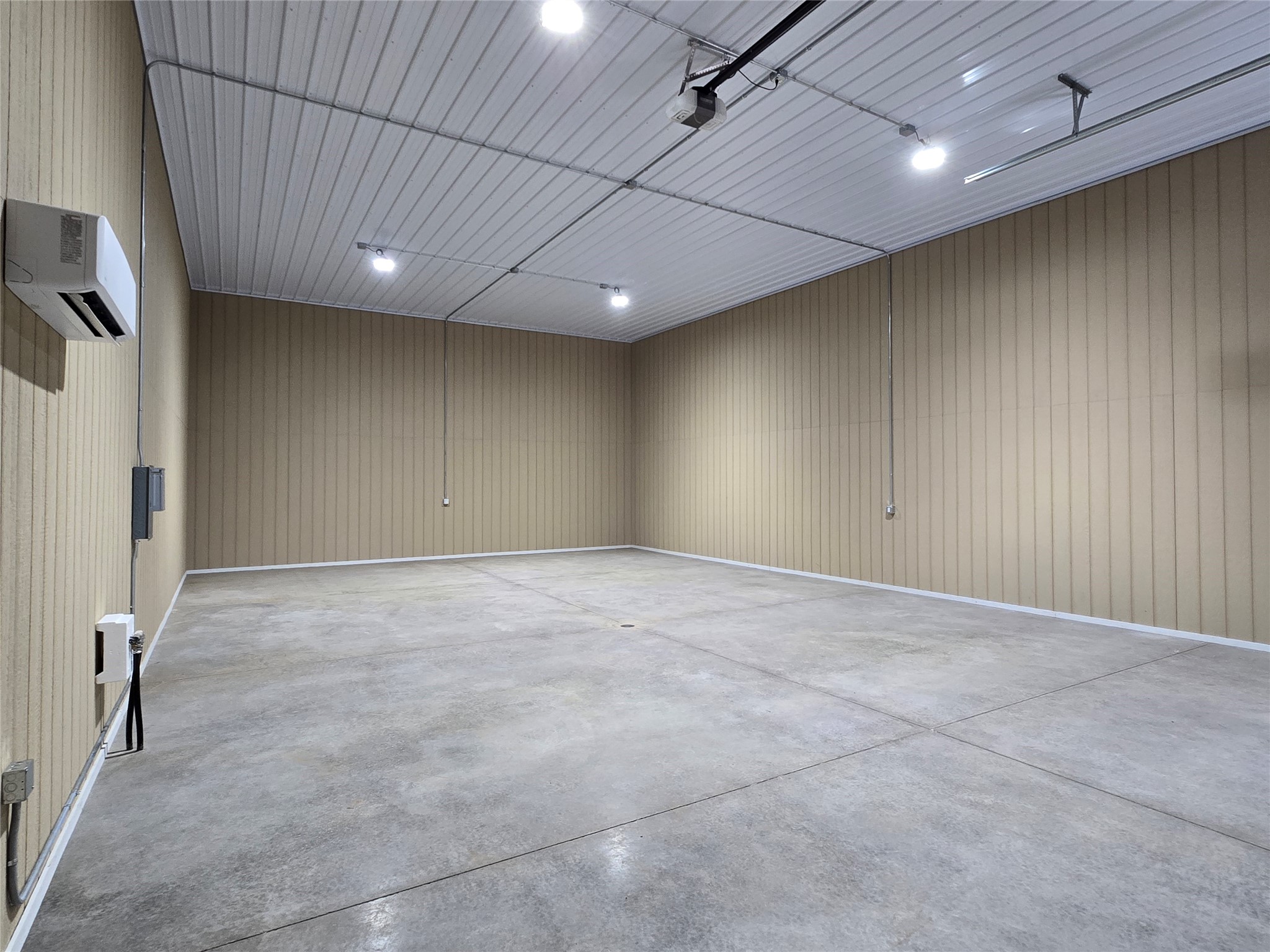 2788a 7 5/8 Avenue Property Photo 5
