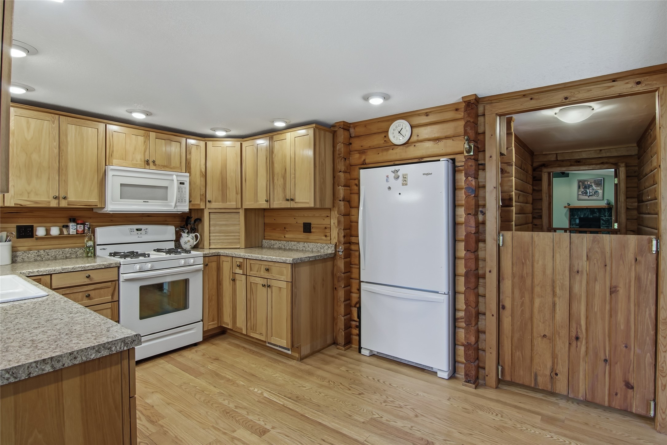 12575 W County Road D Property Photo 10