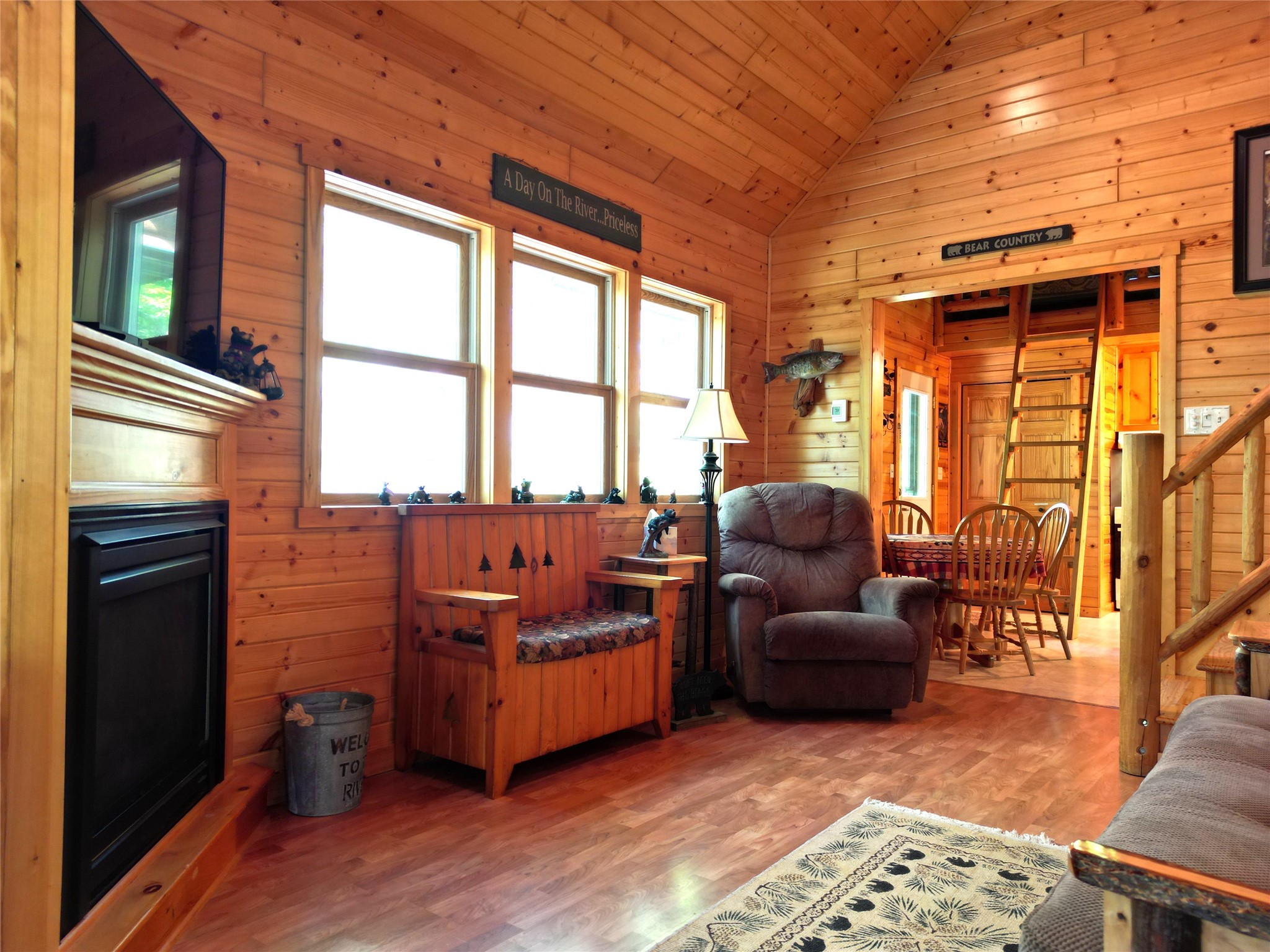 W8724 Timber Trail Property Photo 15