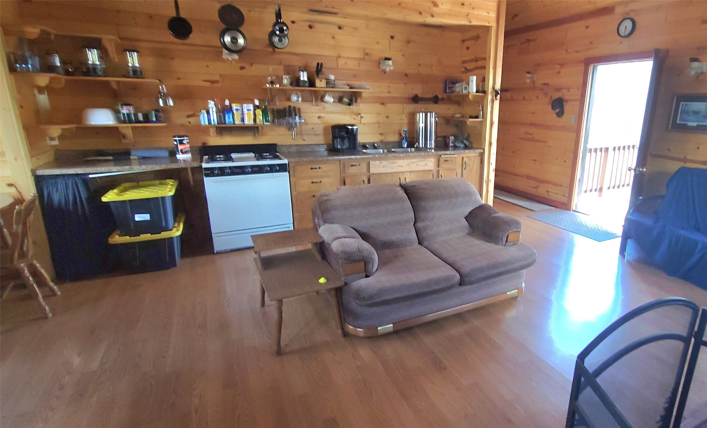 3598n Old J Road Property Photo 5