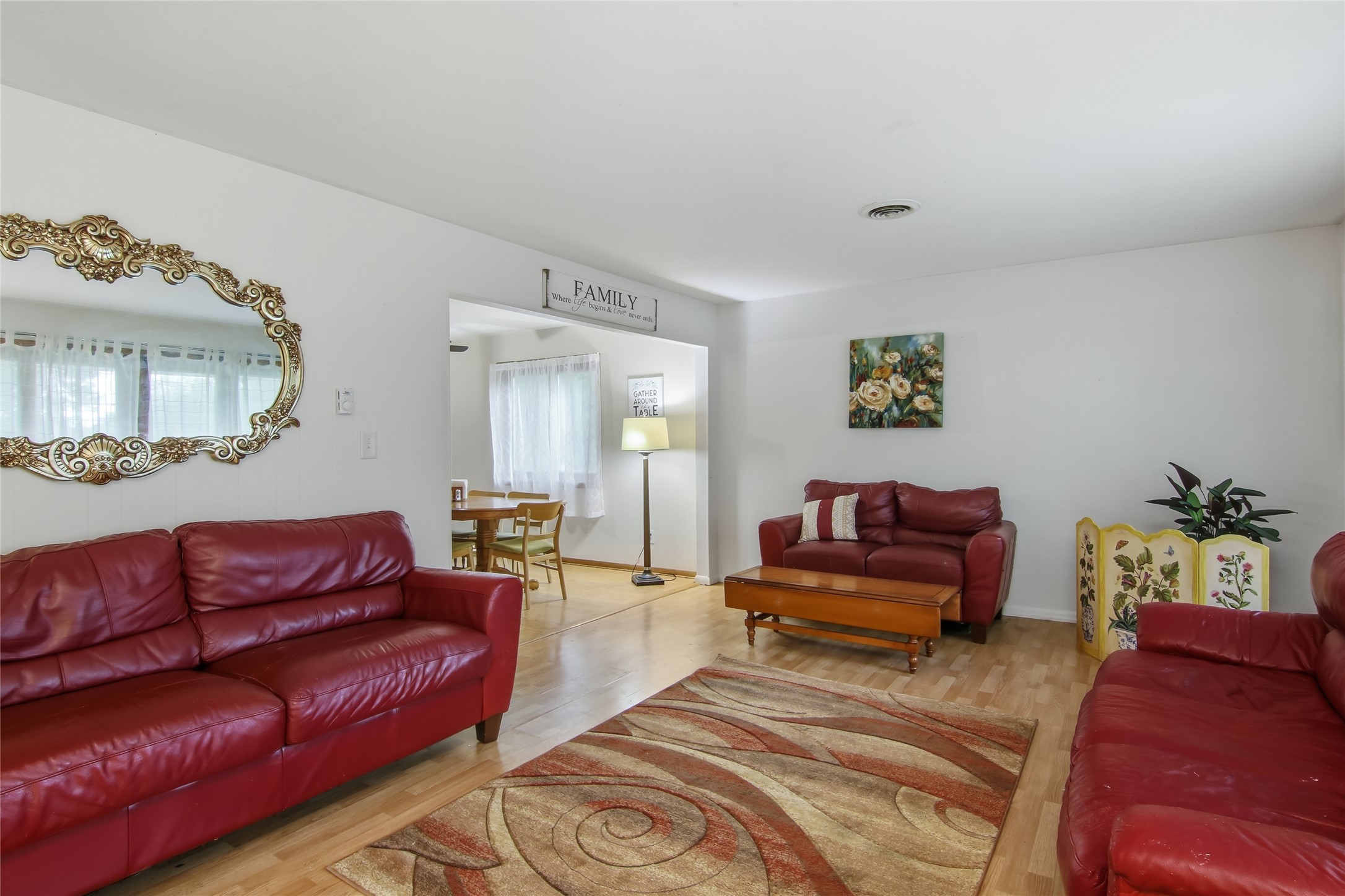 2316 5th Street E Property Photo 2