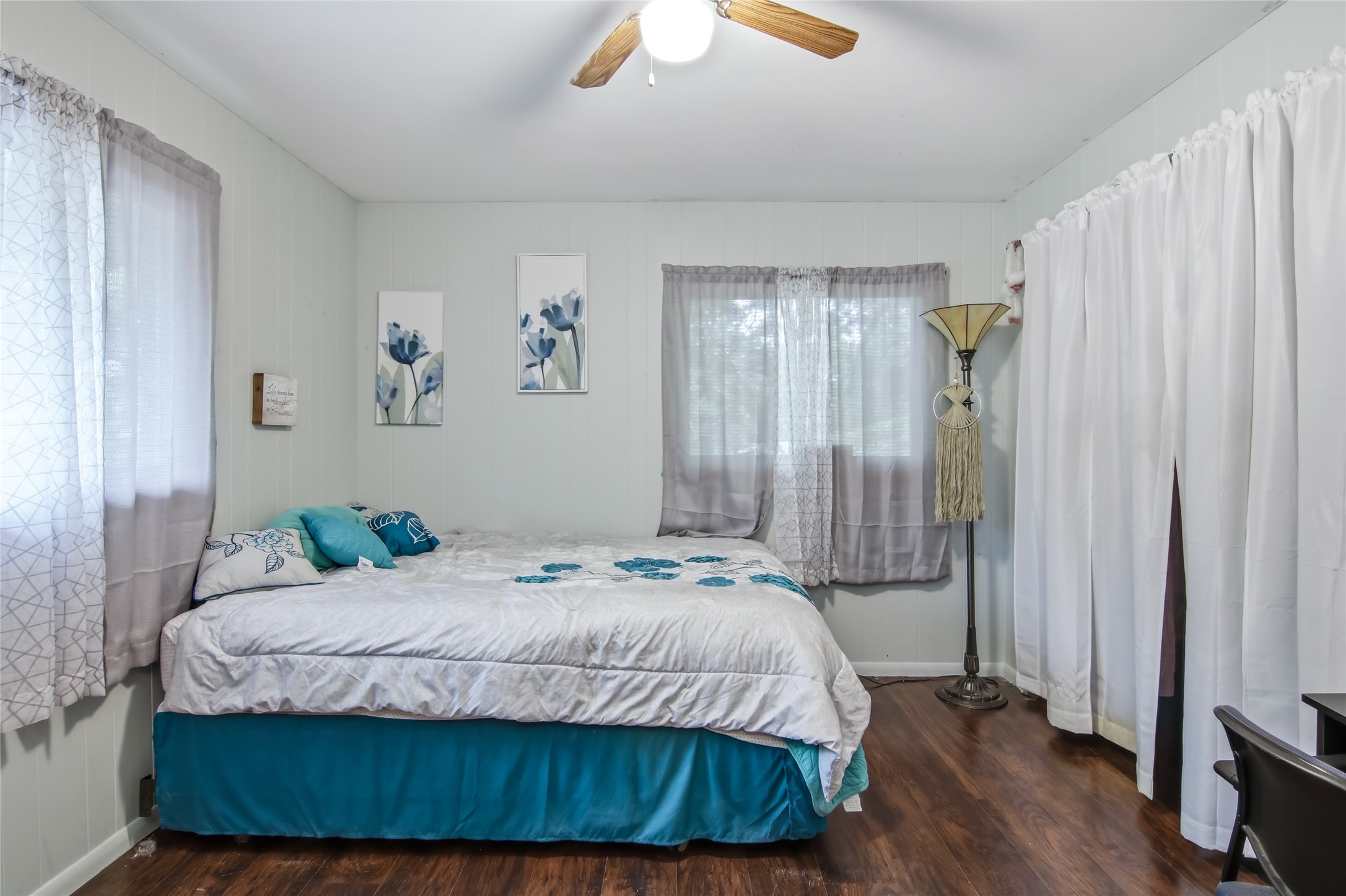 2316 5th Street E Property Photo 13